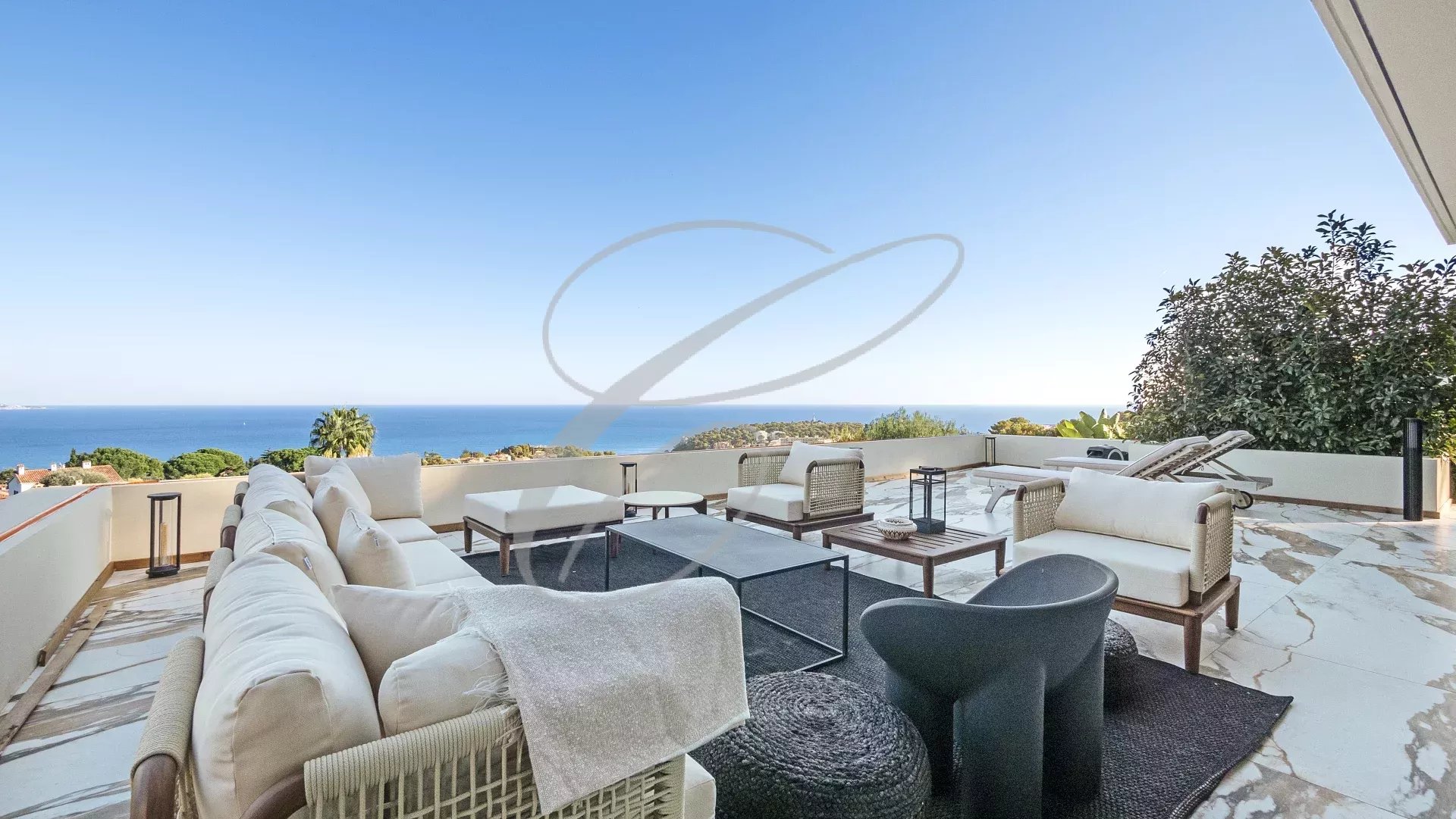 ROQUEBRUNE CAP MARTIN - NEW VILLA