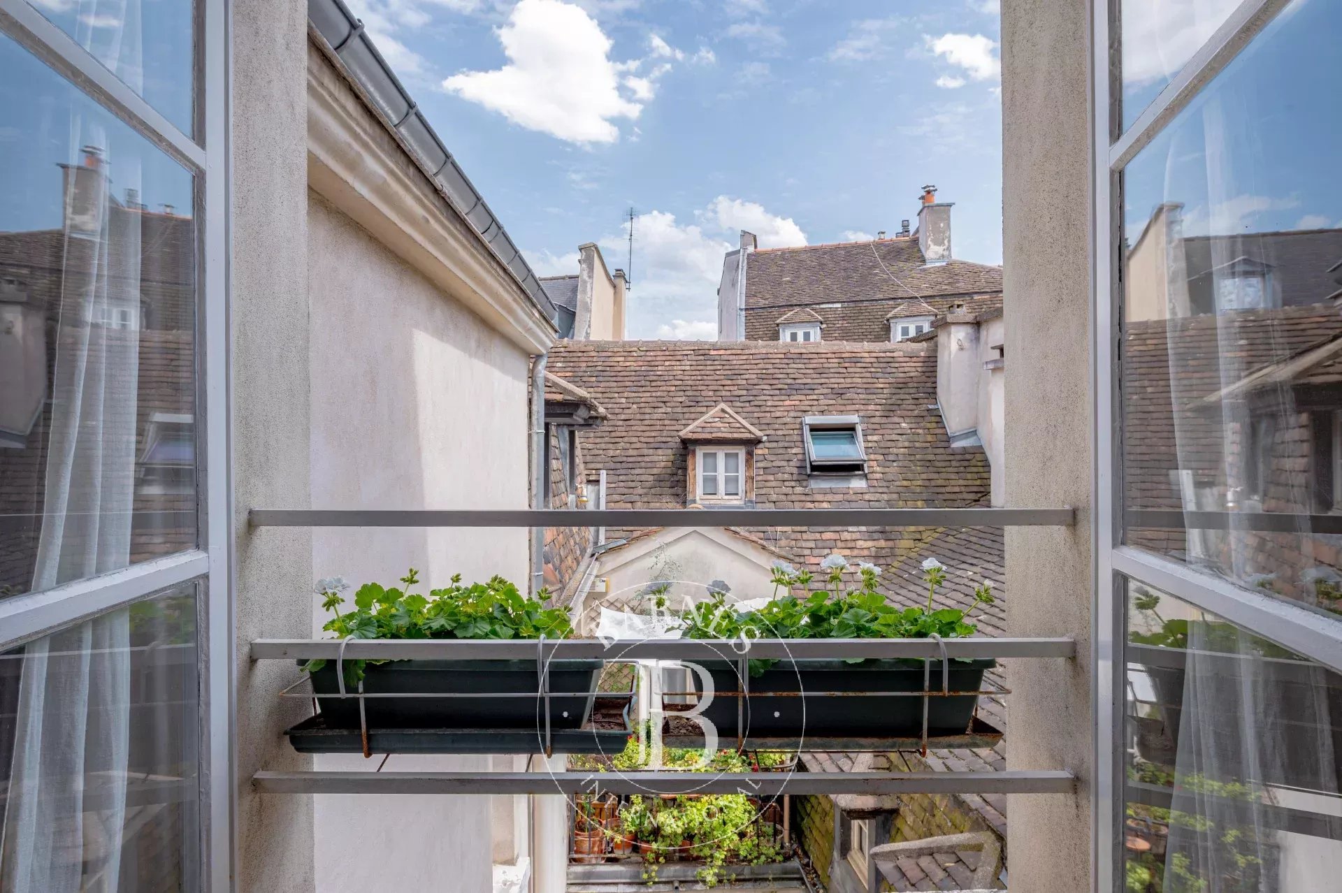 Paris  - Apartment 2 Bedrooms - picture 10