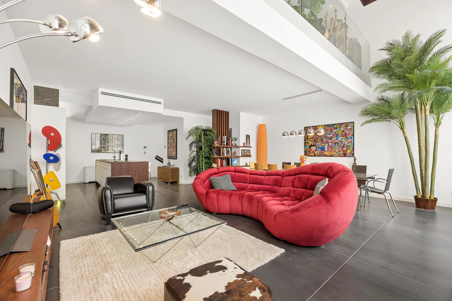 ANTIBES – EXCEPTIONAL ARCHITECT-DESIGNED LOFT