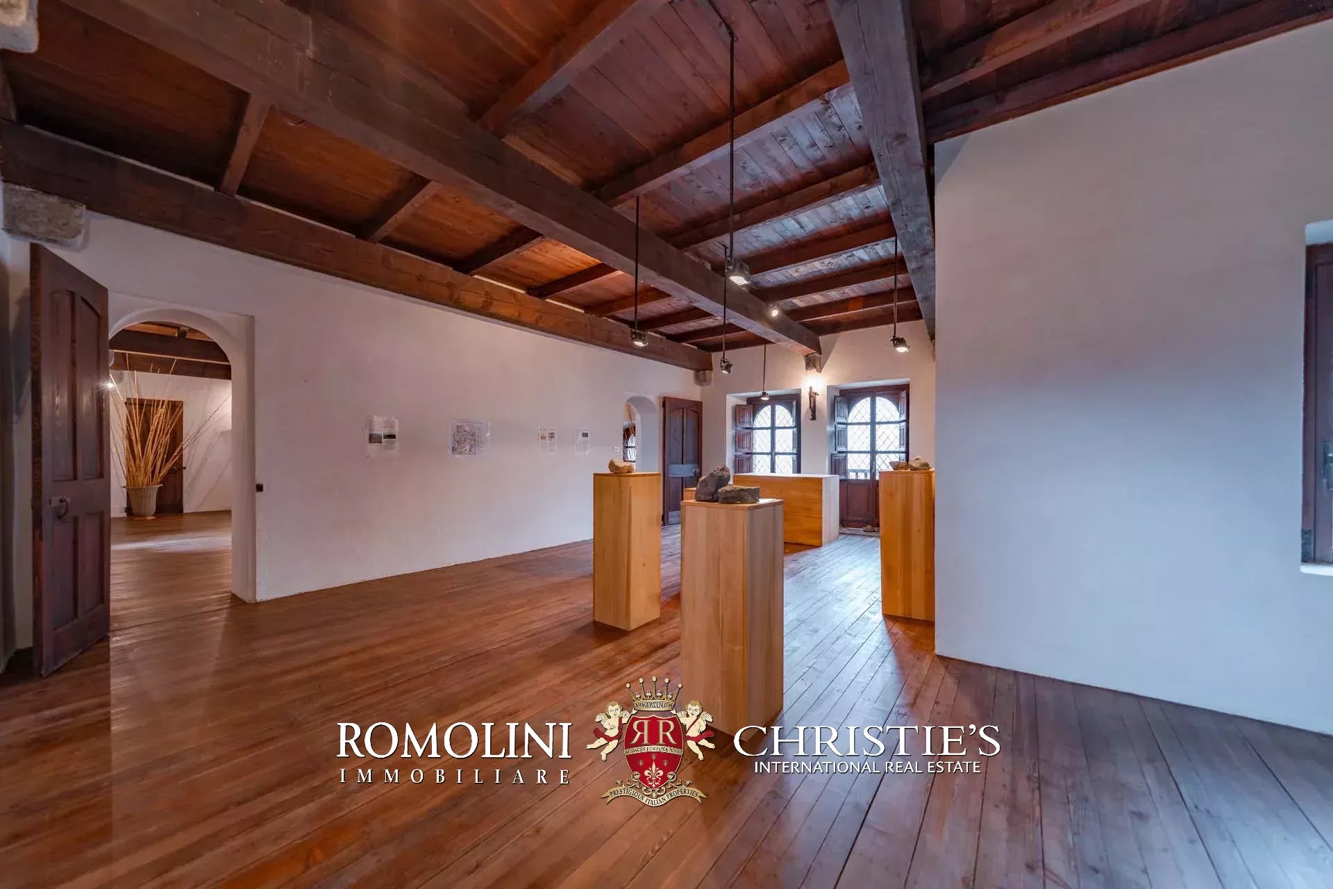 11 Bedroom Chateau's Image 55