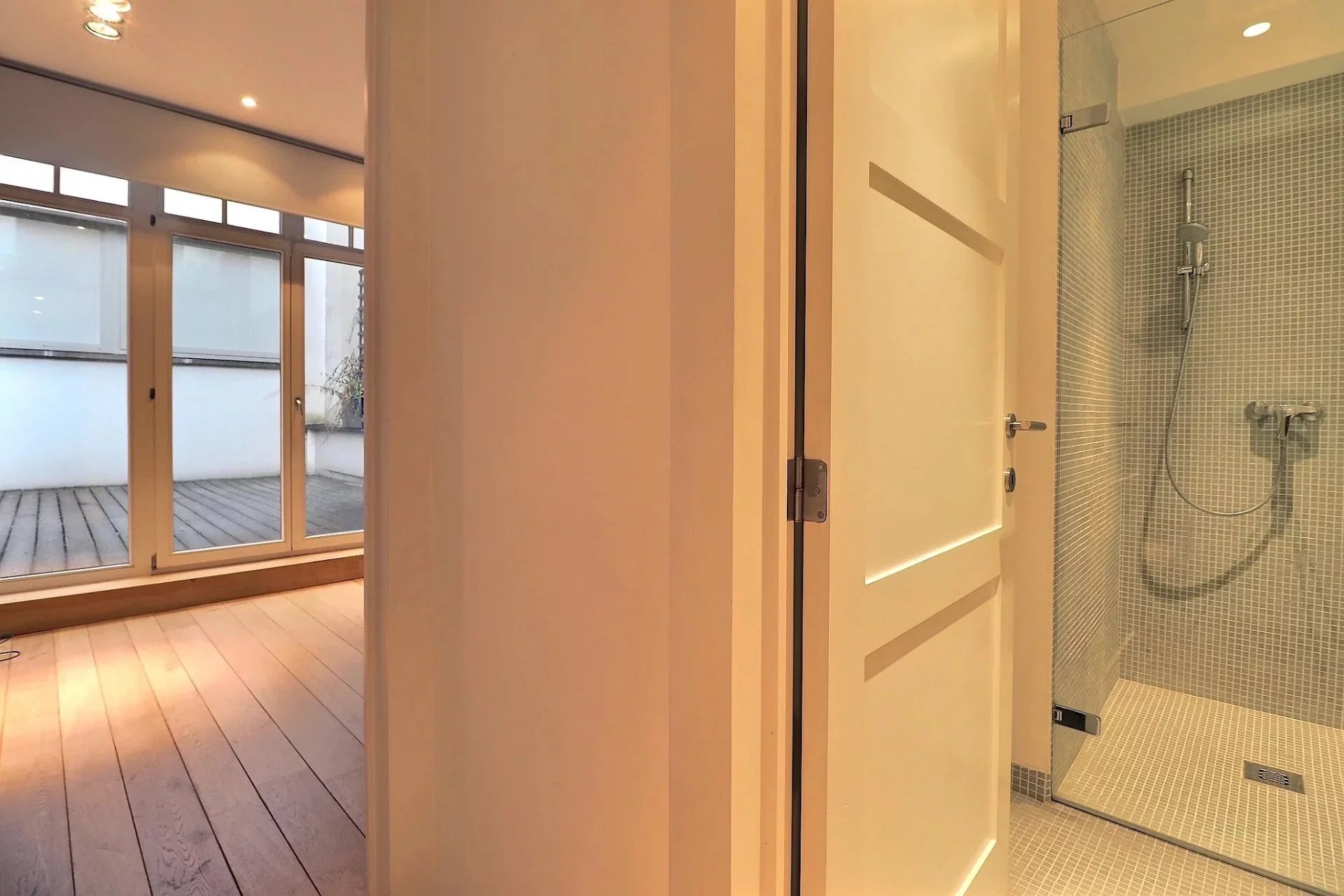 Ixelles - Chatelain - Duplex 3ch + terrasses + parking (optionnel)