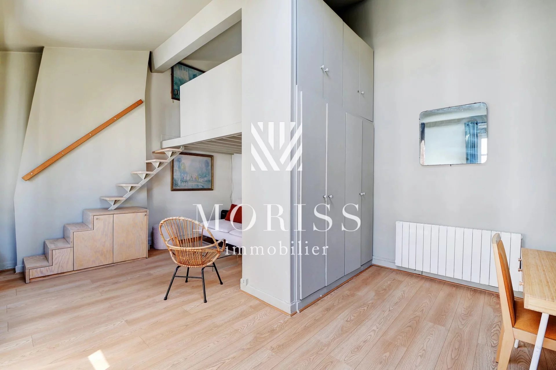 1/2 PIÈCES - ATYPIQUE - JULES JOFFRIN - 75018 PARIS - Image Array