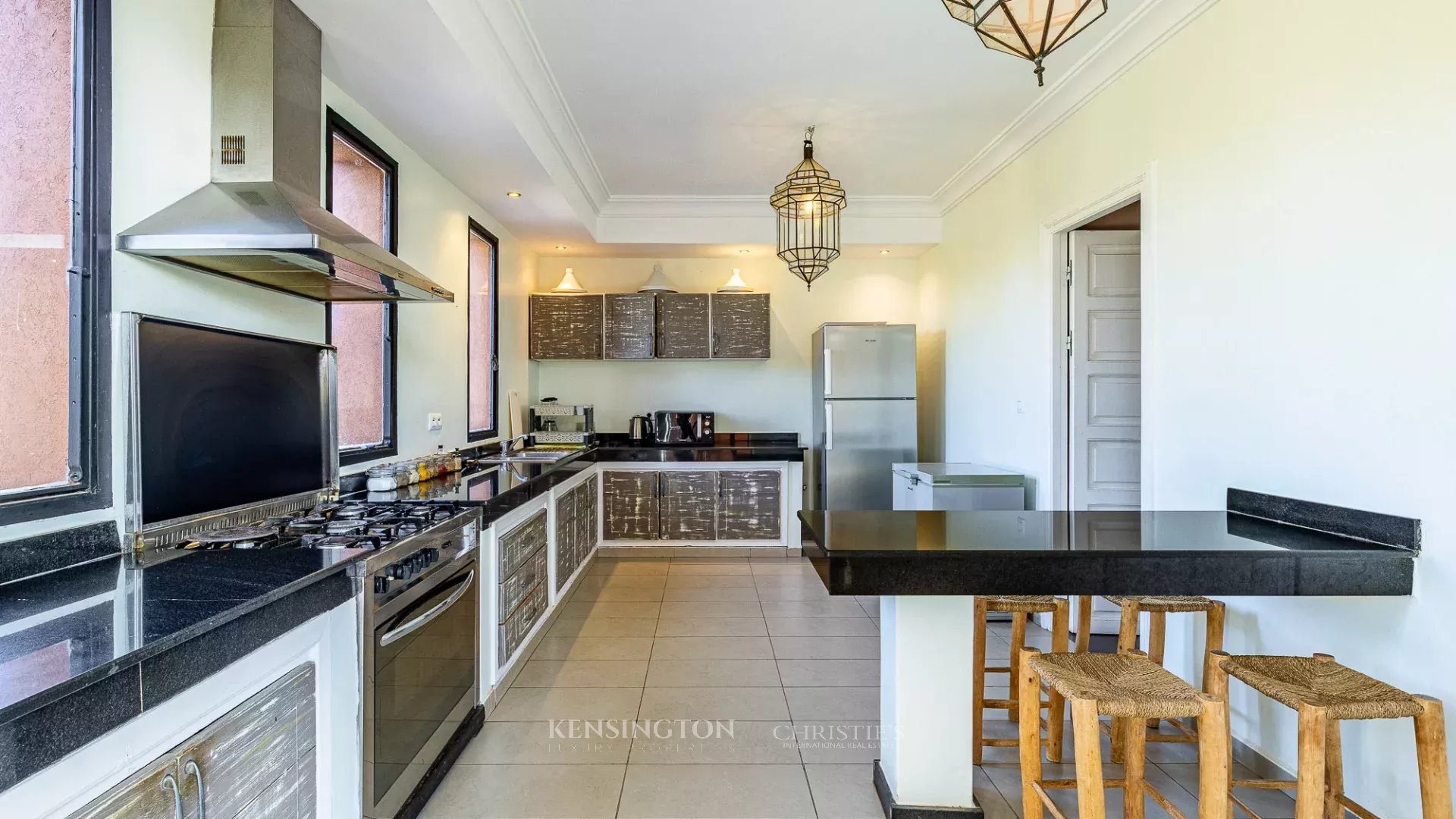 4 Bedroom Villa/Townhouse's Image 10