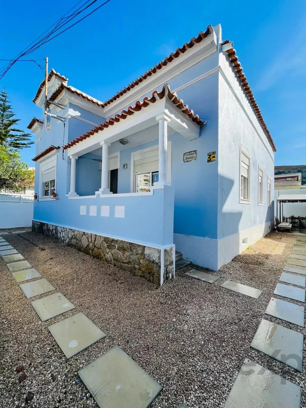 Charming 10-Room House in Costa da Caparica 2825-440 image 1