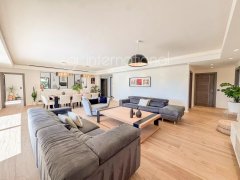 REF 2370 - SAINT-TROPEZ – CONTEMPORARY VILLA NEAR THE CENTER — photo 5 of 7