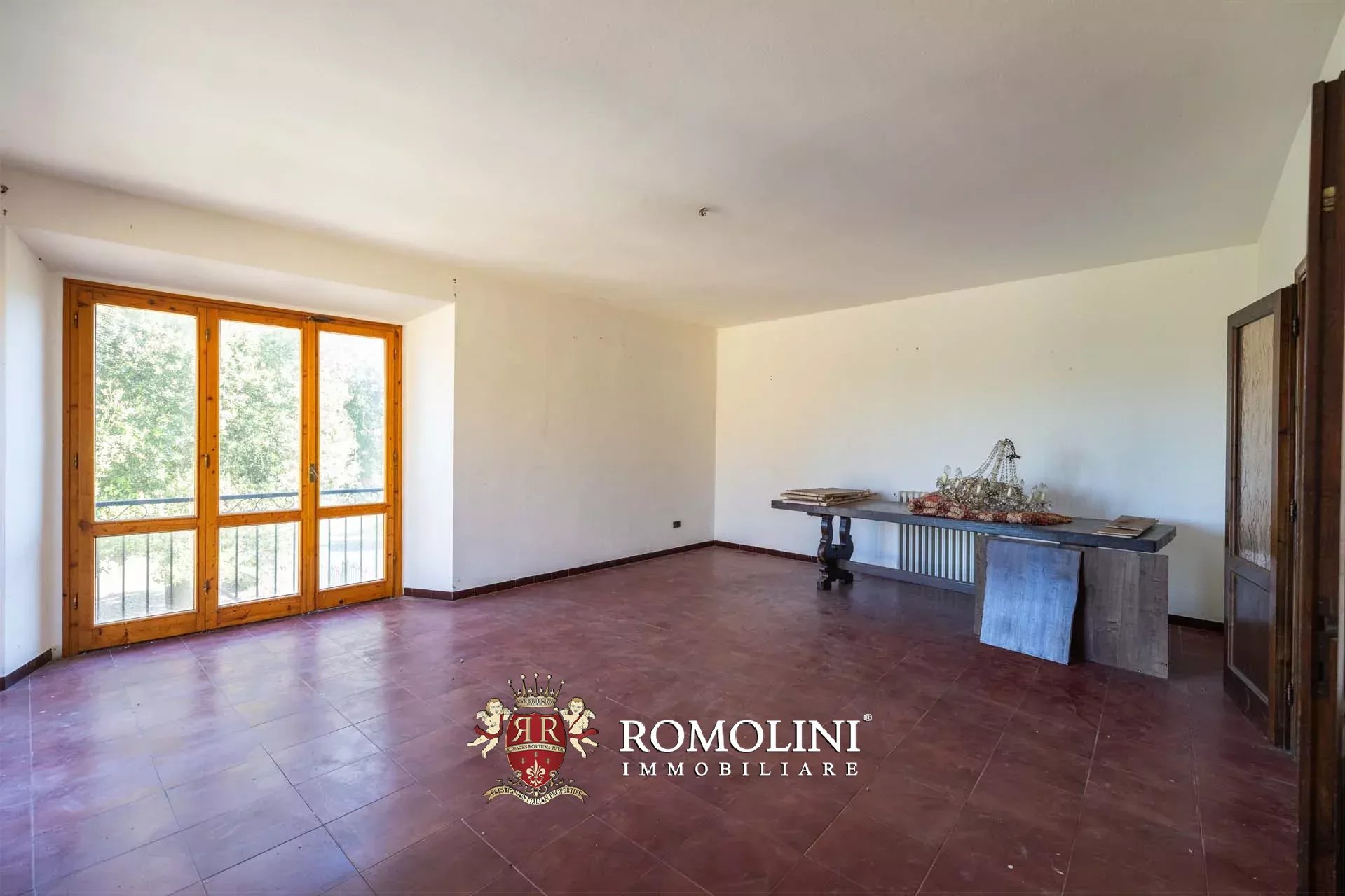 8 Bedroom Villa/Townhouse's Image 31
