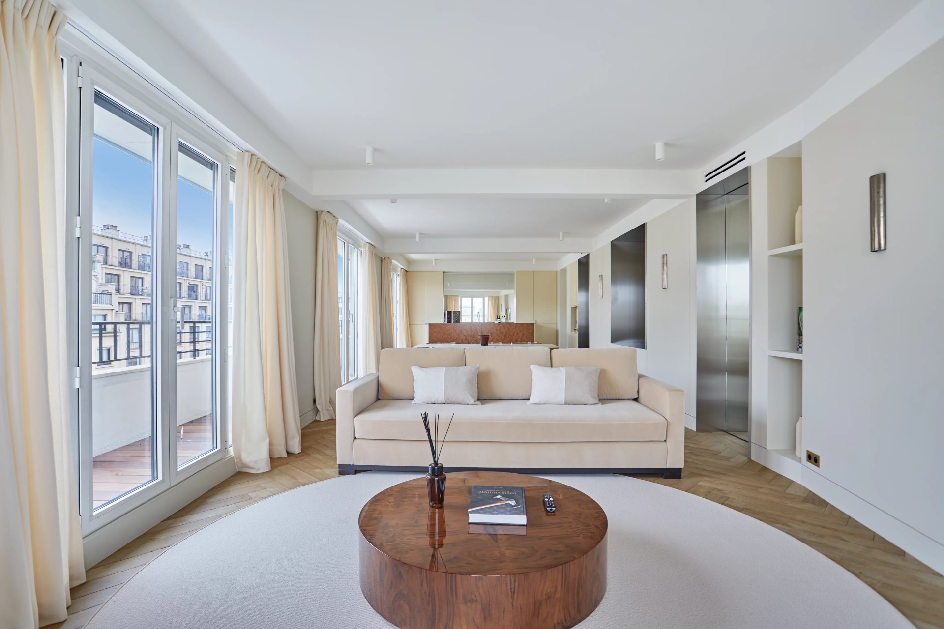 2 Bedroom Apartment/Flat's Image 7