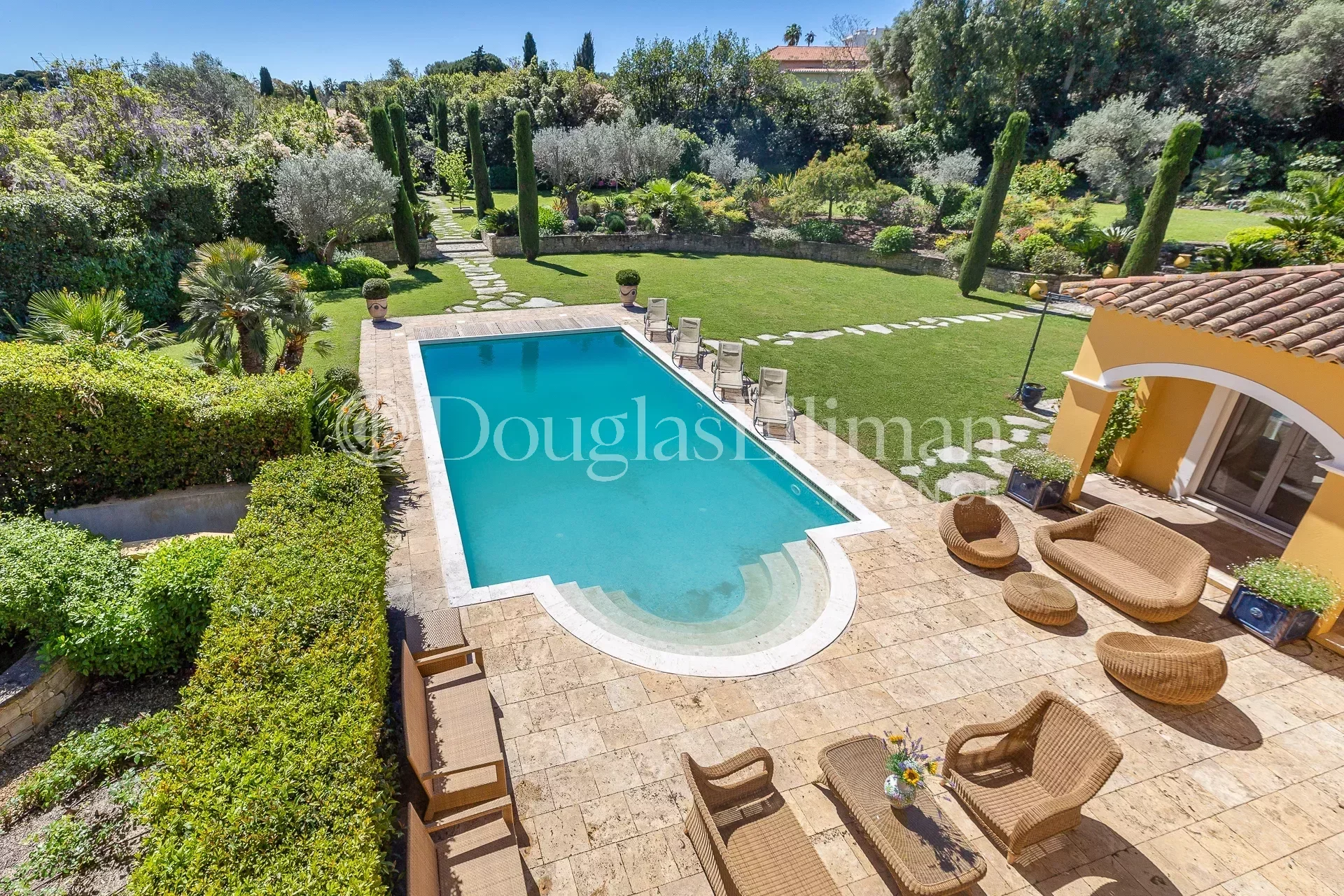 CAP D&rsquo;ANTIBES – MAISON DE CHARME – PROCHE PLAGE - Image nᵒ2