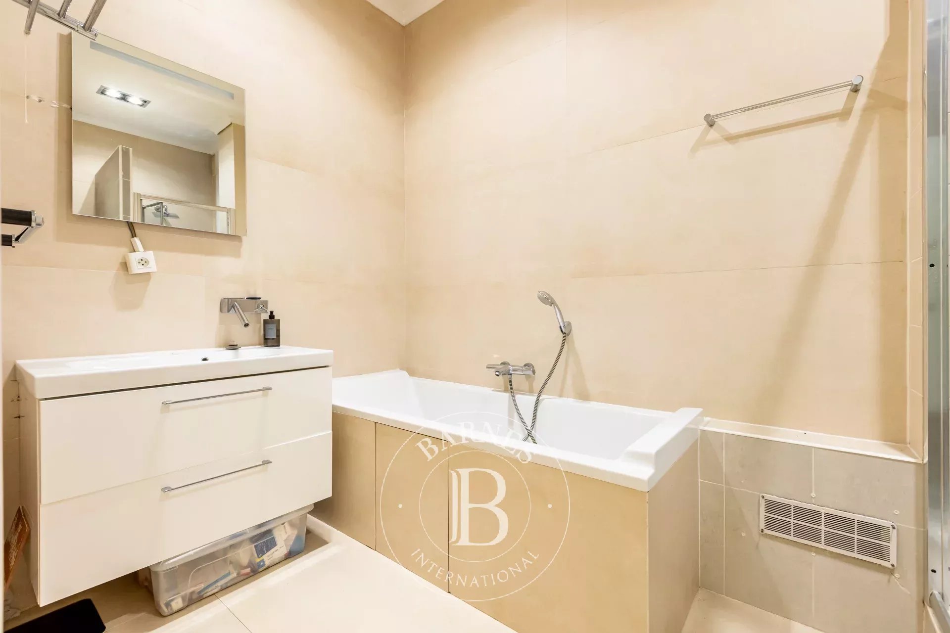 Daire Paris 16ème - picture 10