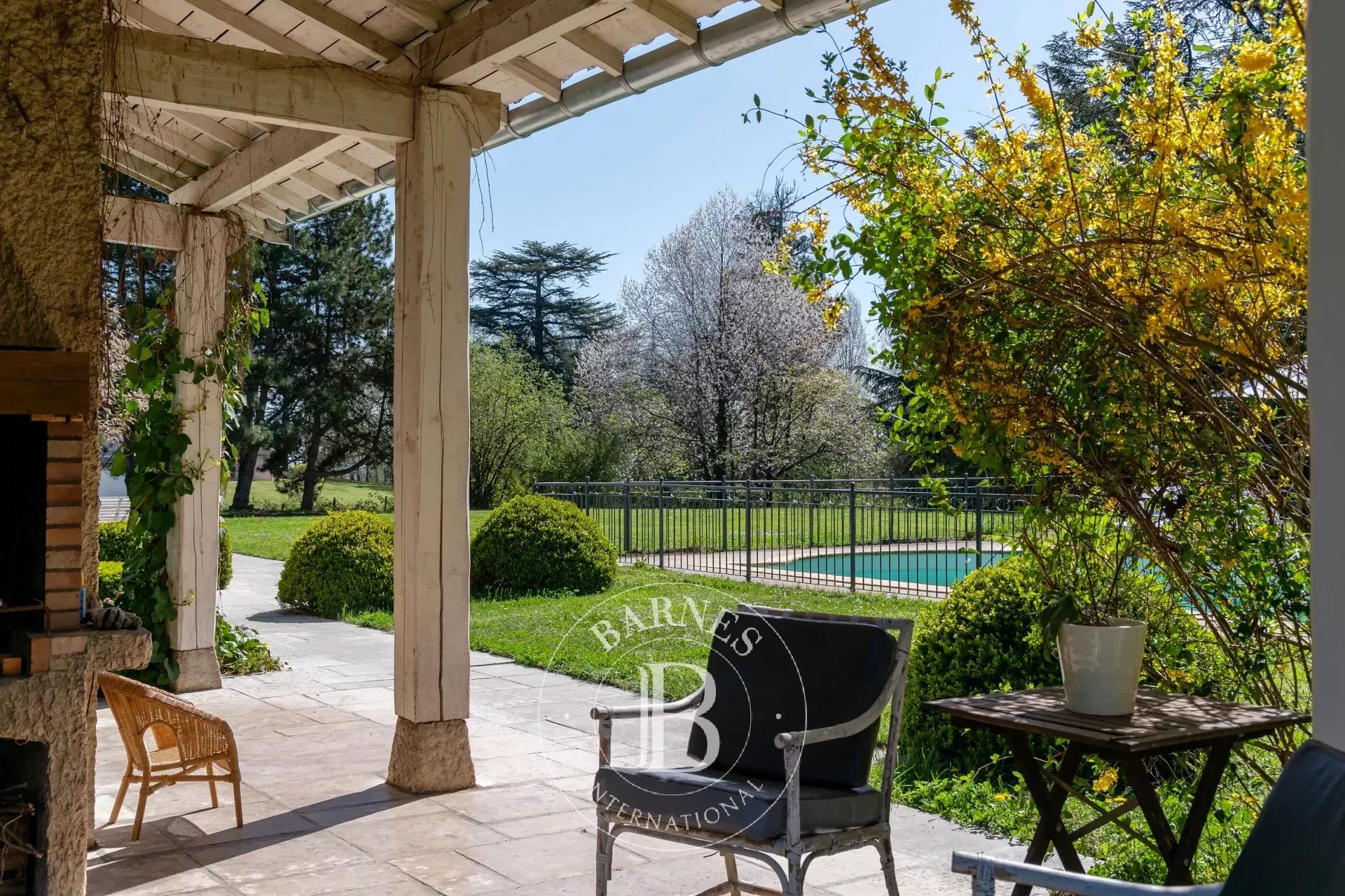 Ev Écully - picture 11