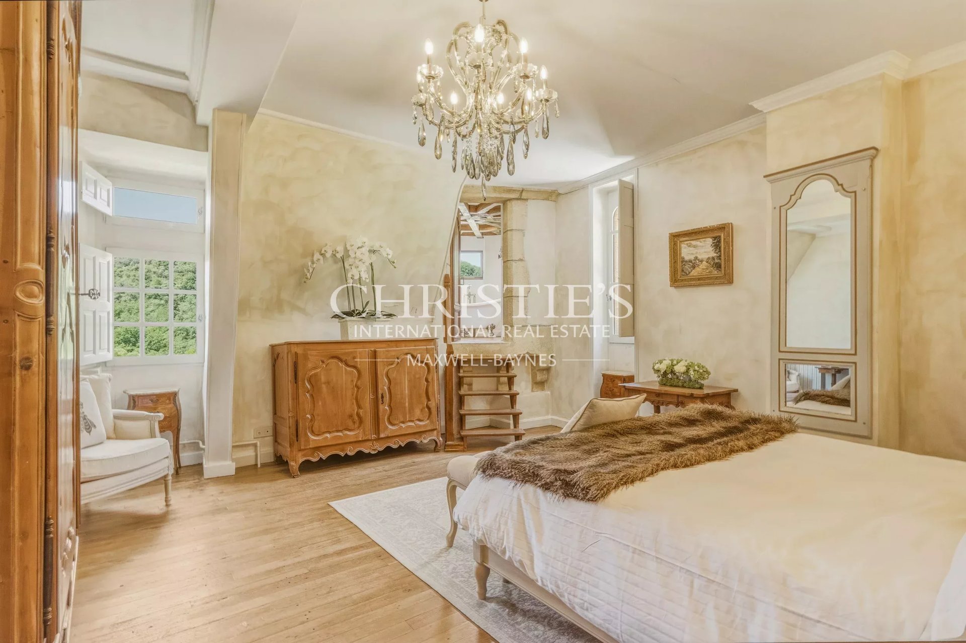 17 Bedroom Chateau's Image 24
