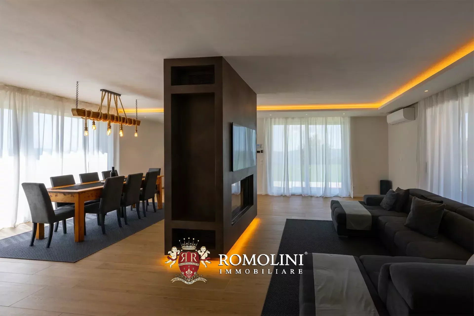 3 Bedroom Villa/Townhouse's Image 29