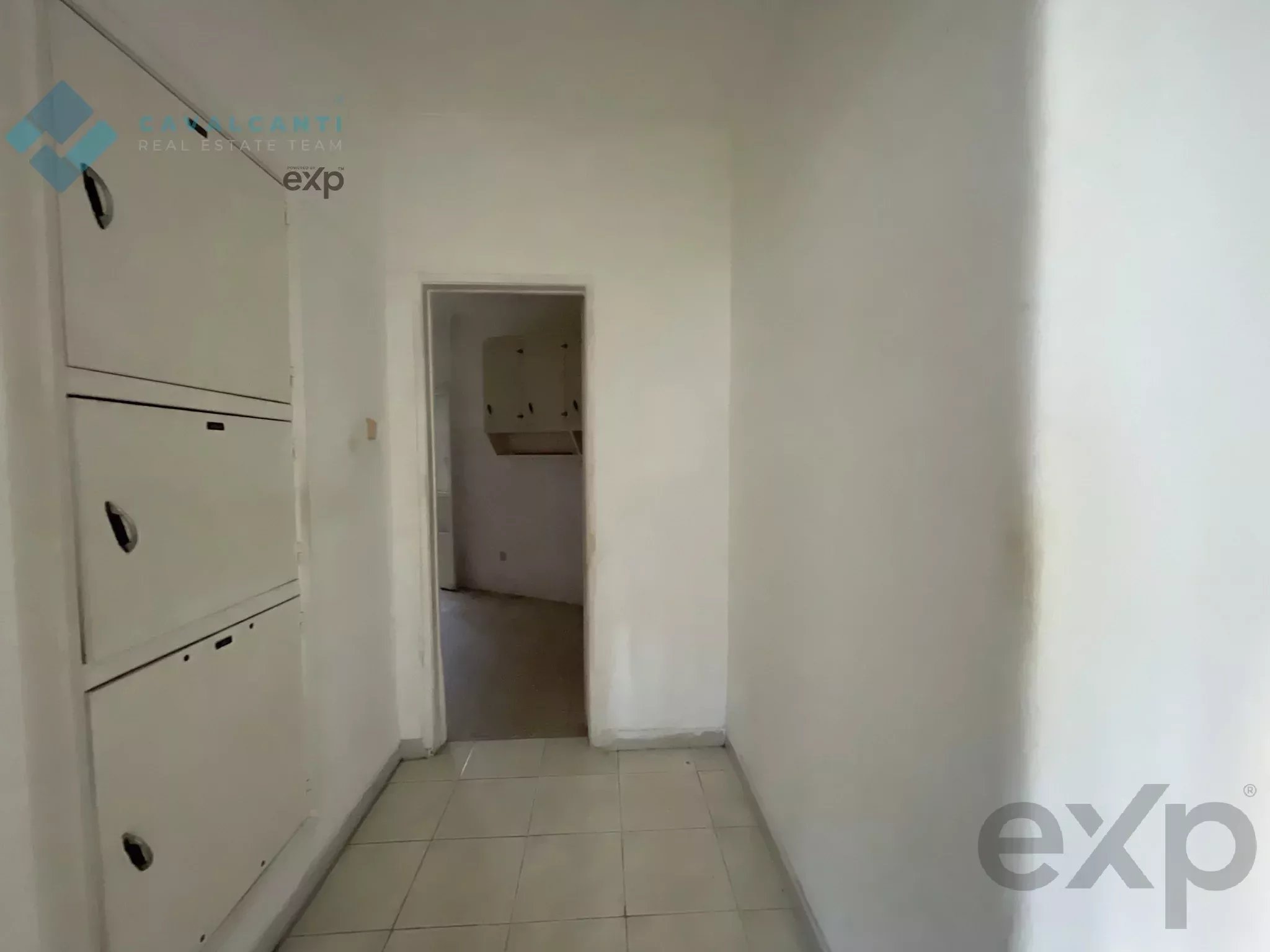 T2 to remodel - Carnaxide | Ideal for own home or investment 2790-005 image 17