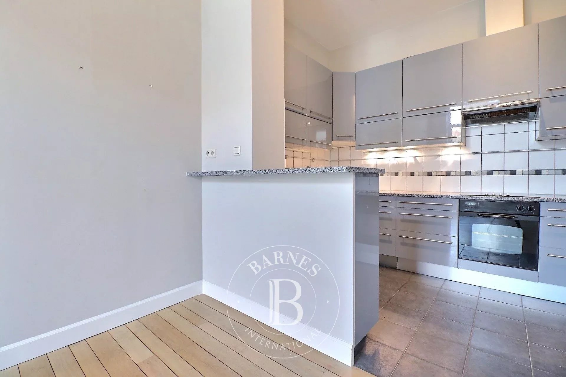 Daire Saint-Gilles - picture 5