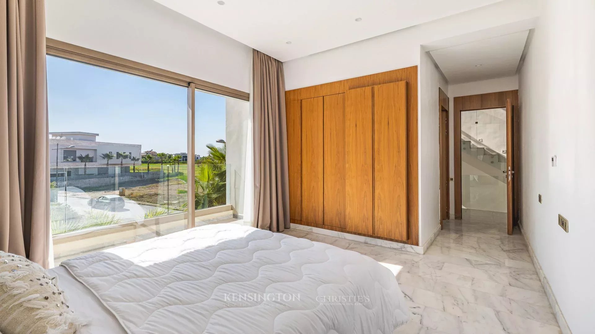 4 Bedroom Villa/Townhouse's Image 15