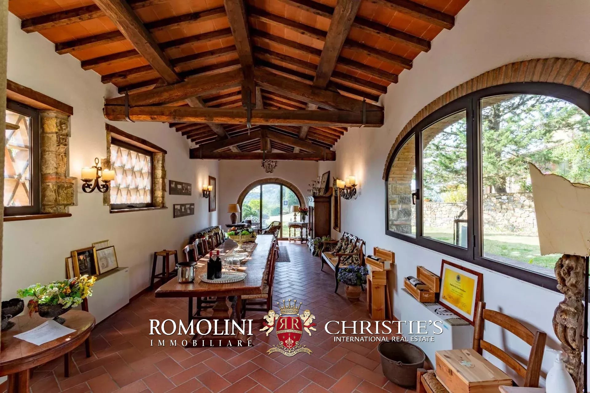 9 Bedroom Vineyard's Image 19