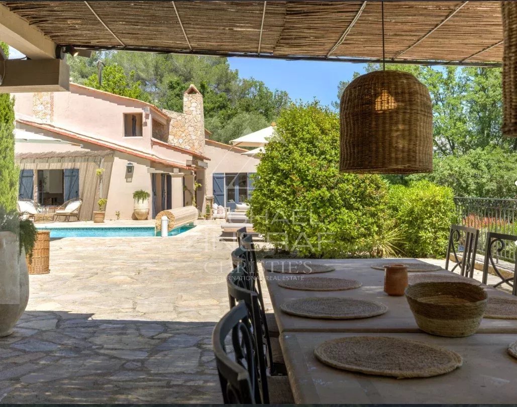 4 Bedroom Villa/Townhouse's Image 6