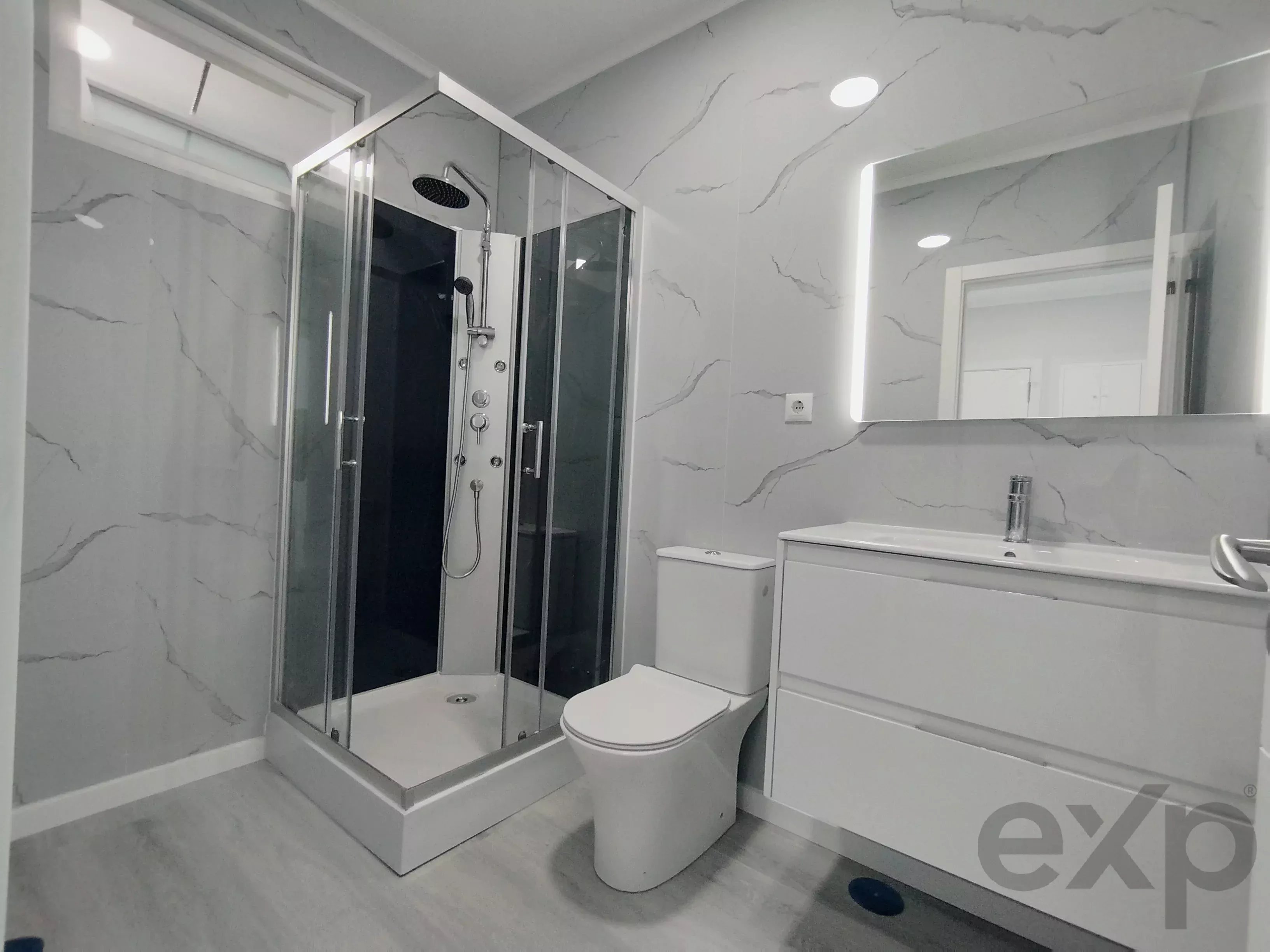Central 2-Bedroom Apartment in Oeiras: Comfort, Elevator and Premium Location 86191632 image 21