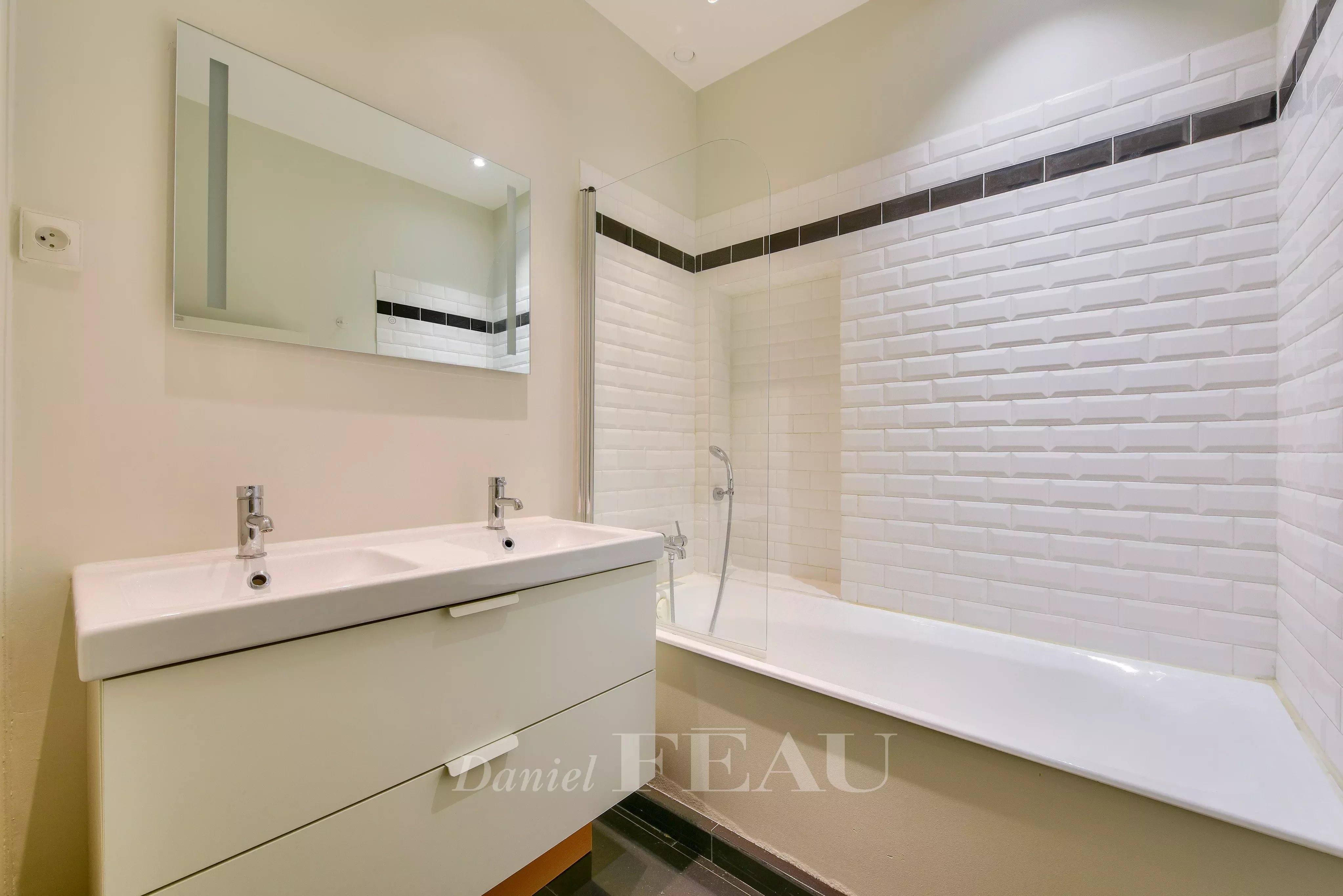 Rental Apartment Paris 9th