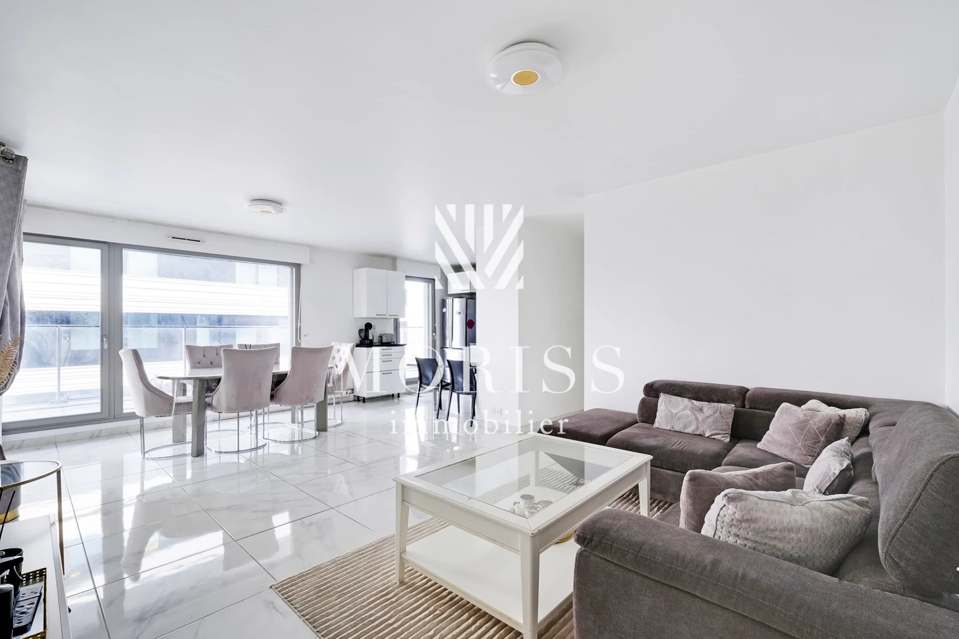 ASNIÈRES-SUR-SEINE – APPARTEMENT 5 PIÈCES DE 104 M2 AVEC BALCON - Image 1