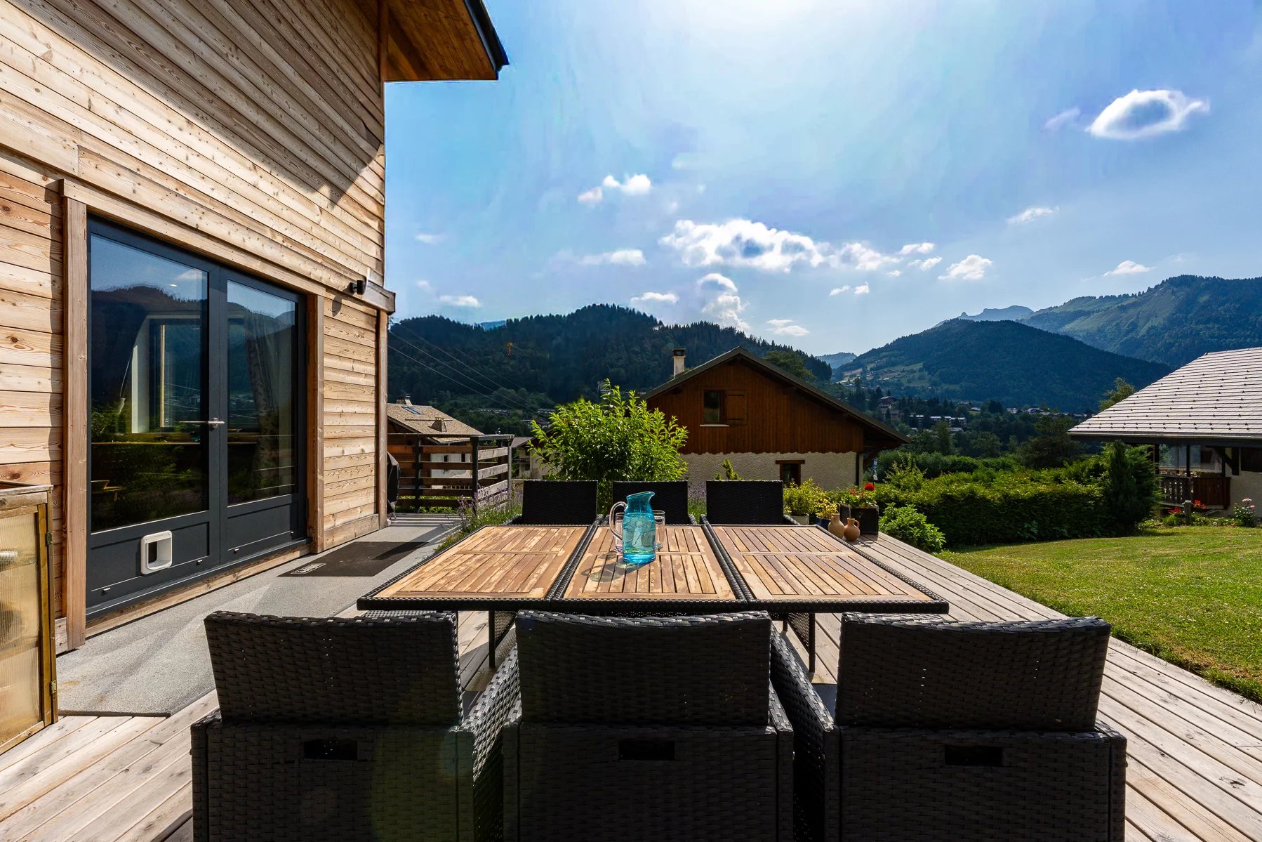 Photo of MONTRIOND – Modern 6-bedroom chalet with panoramic views and A rating