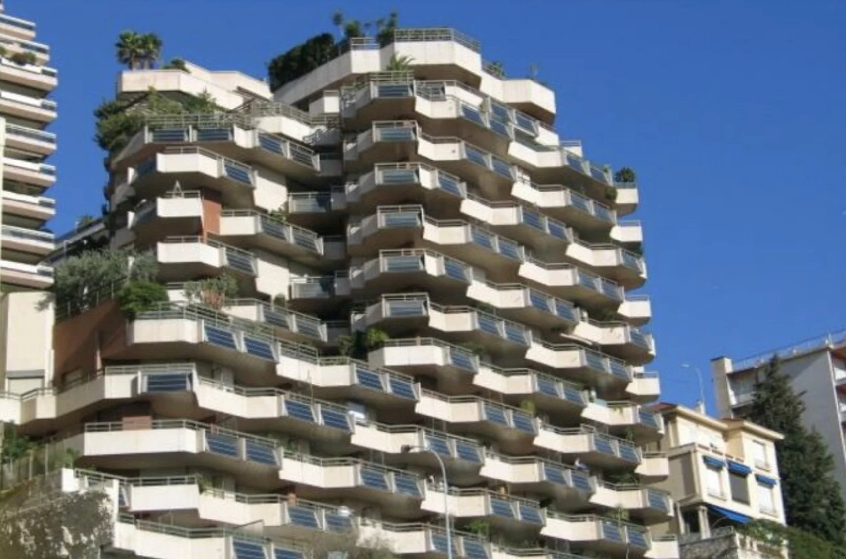 4 places de parking à Condamine