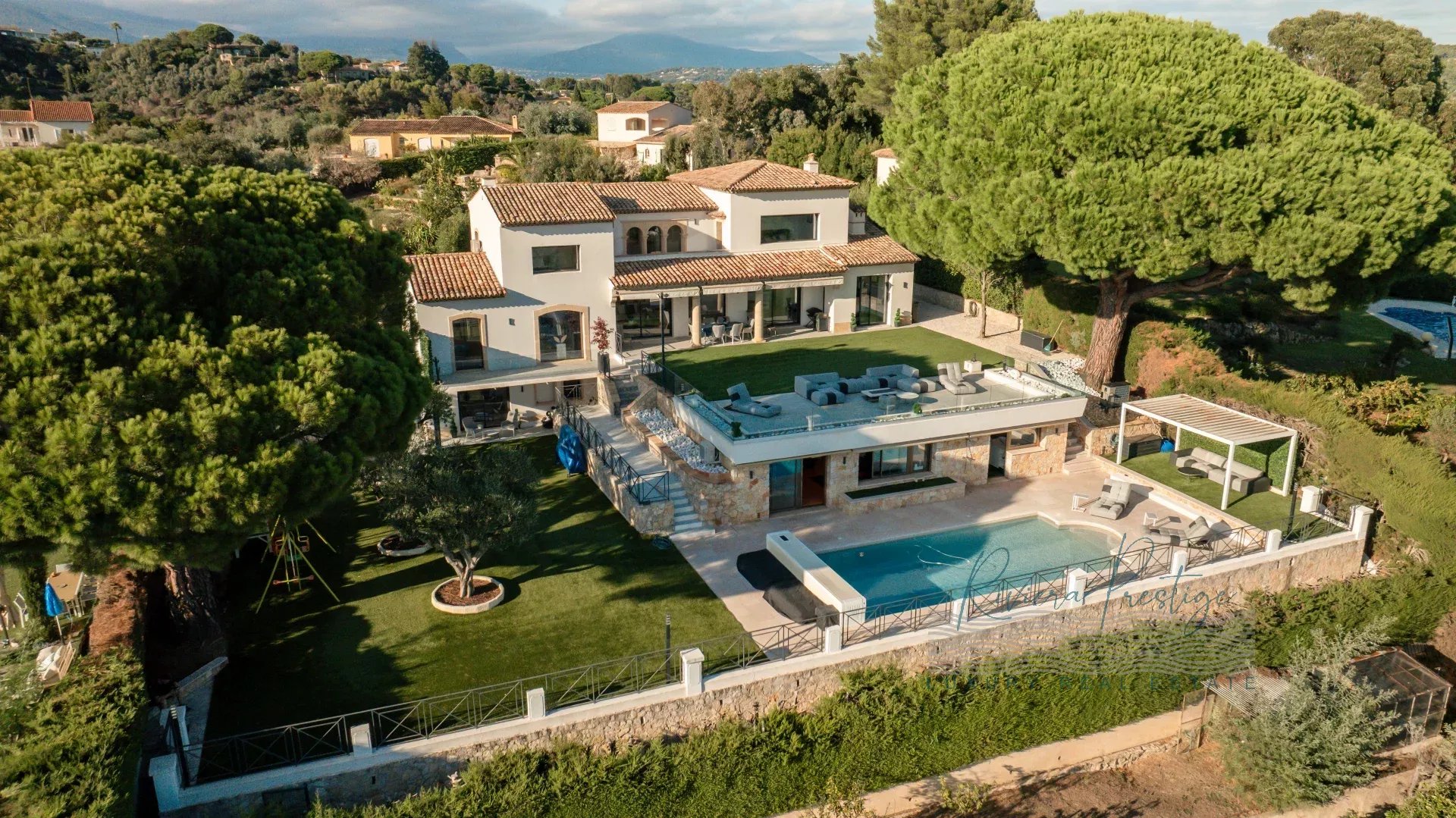 Agence immobilière de 
