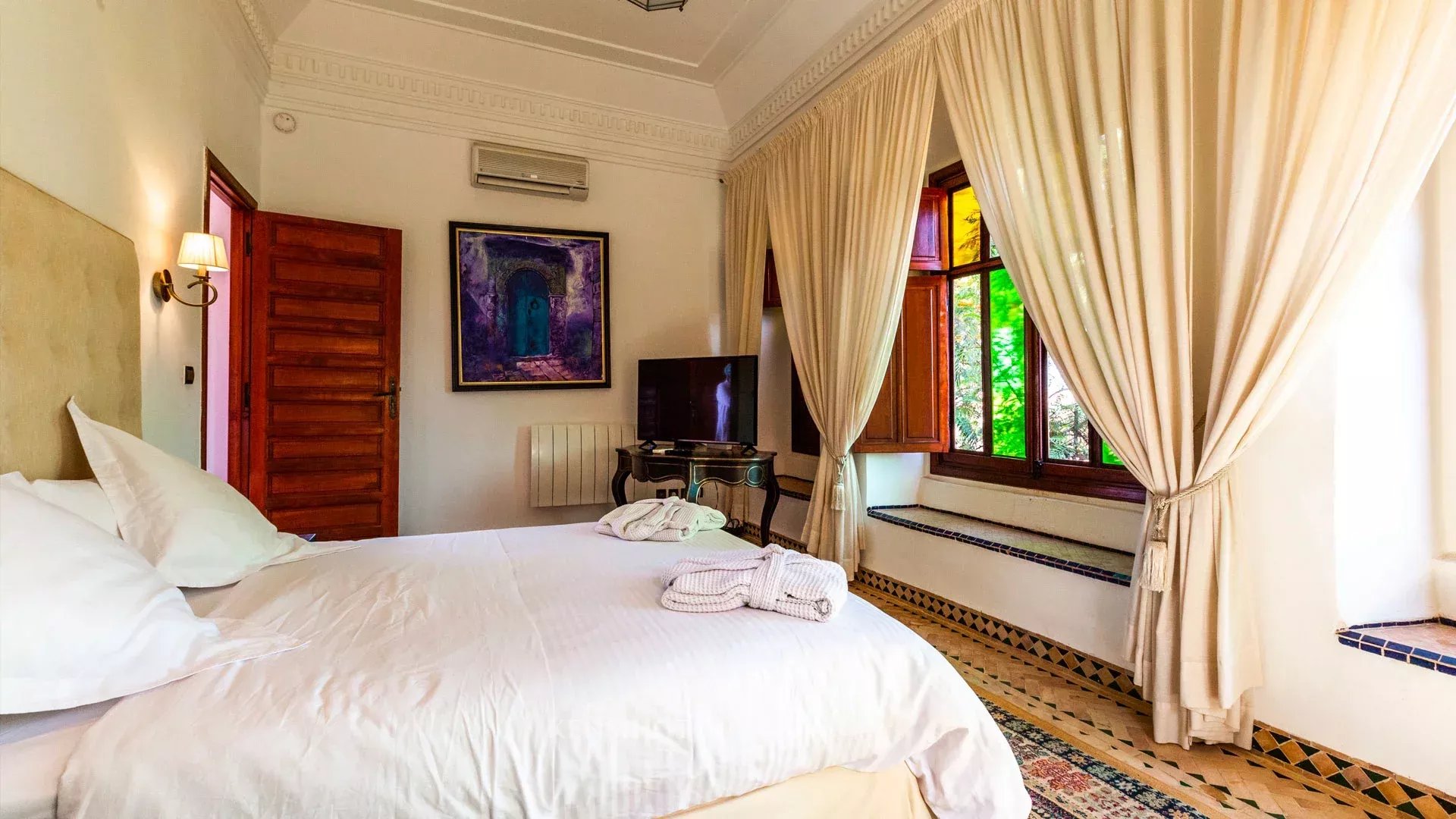 7 Bedroom Villa/Townhouse's Image 27