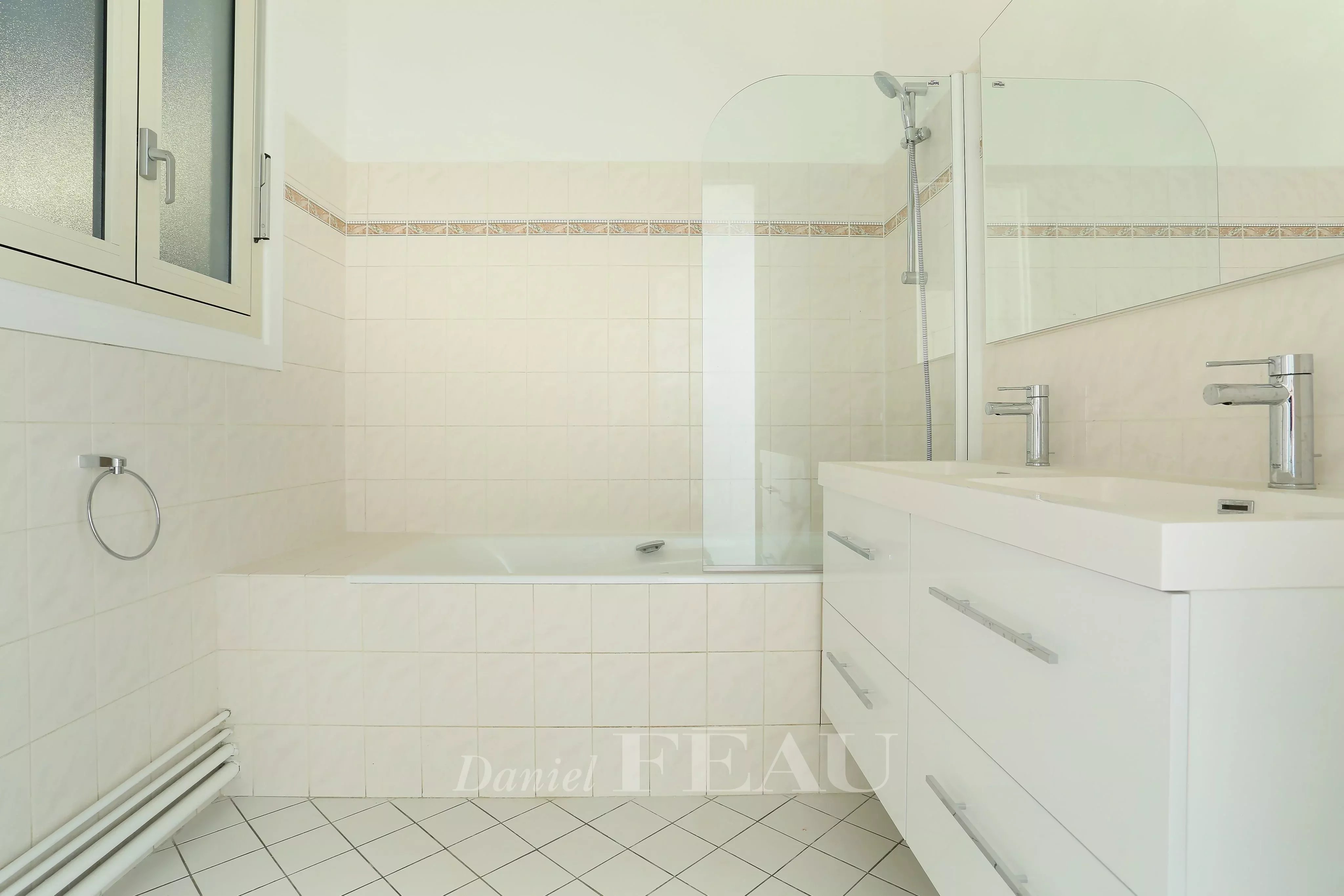Rental Apartment Neuilly-sur-Seine