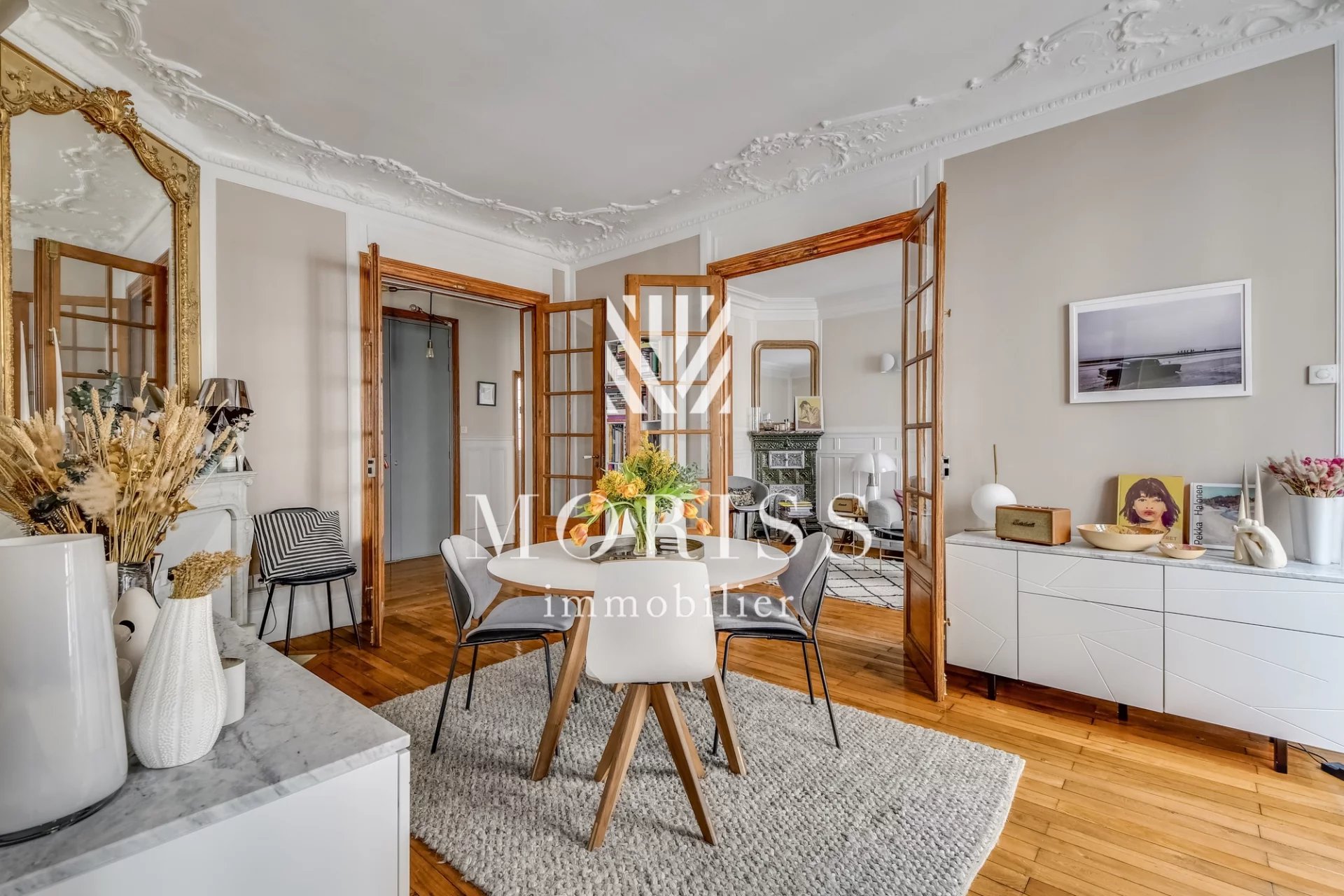 PARIS XVII - BATIGNOLLES  APPARTEMENT 4 PIÈCES 2 CHAMBRES - Image Array