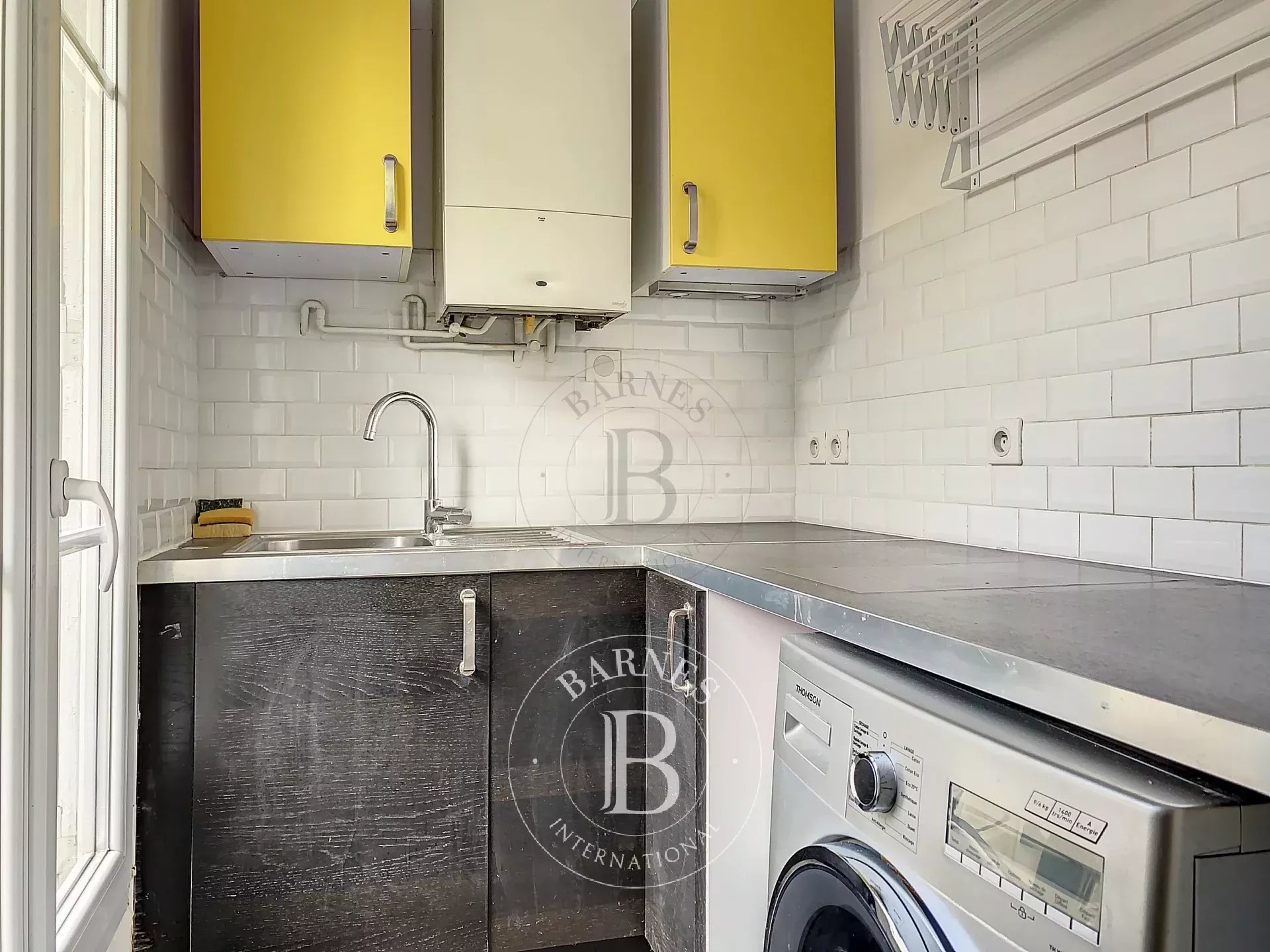 Daire Paris 18ème - picture 18