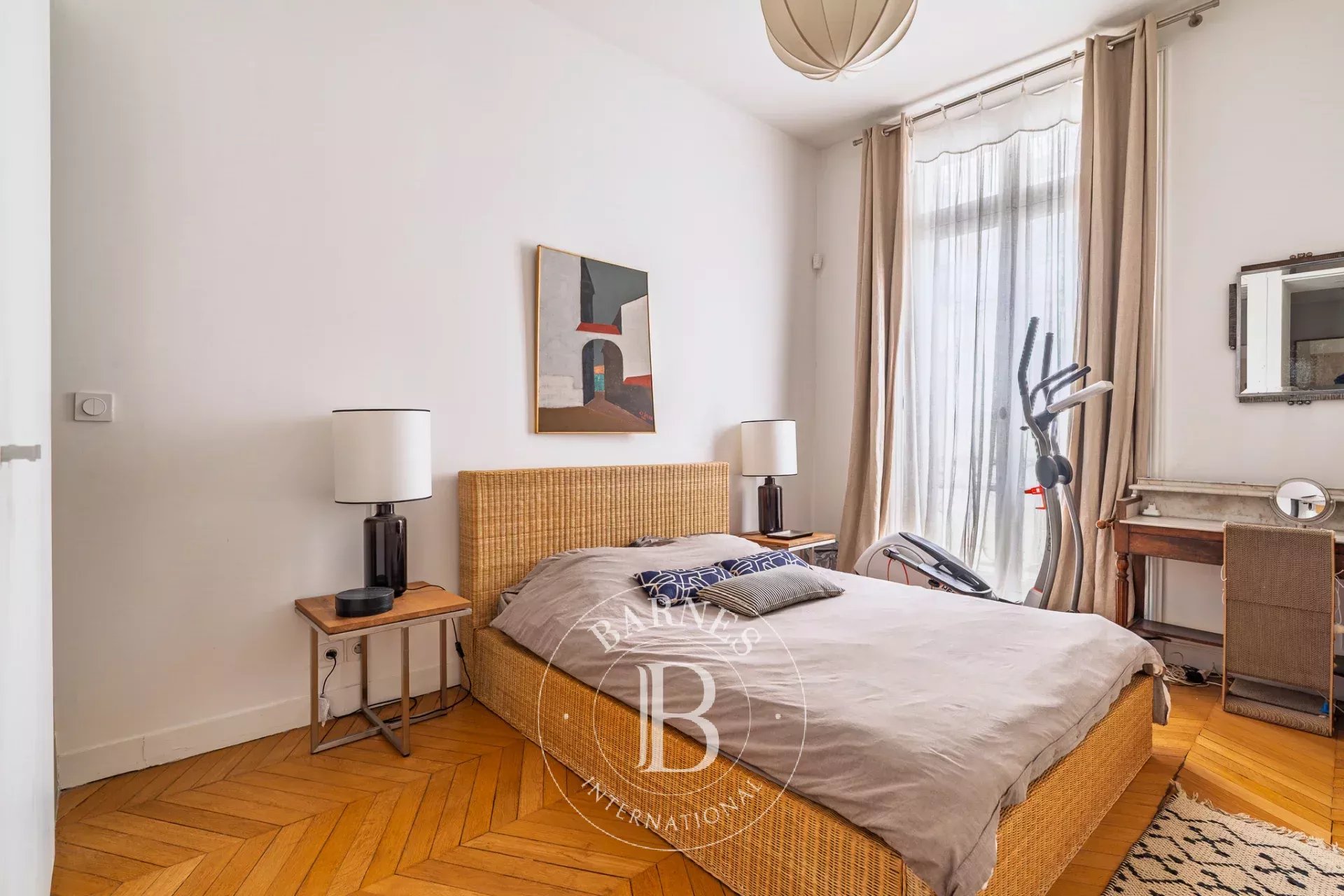 Paris  - Apartment 4 Bedrooms - picture 9