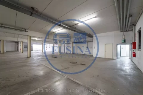Magazzino---Capannone-in-vendita---Bolzano-11