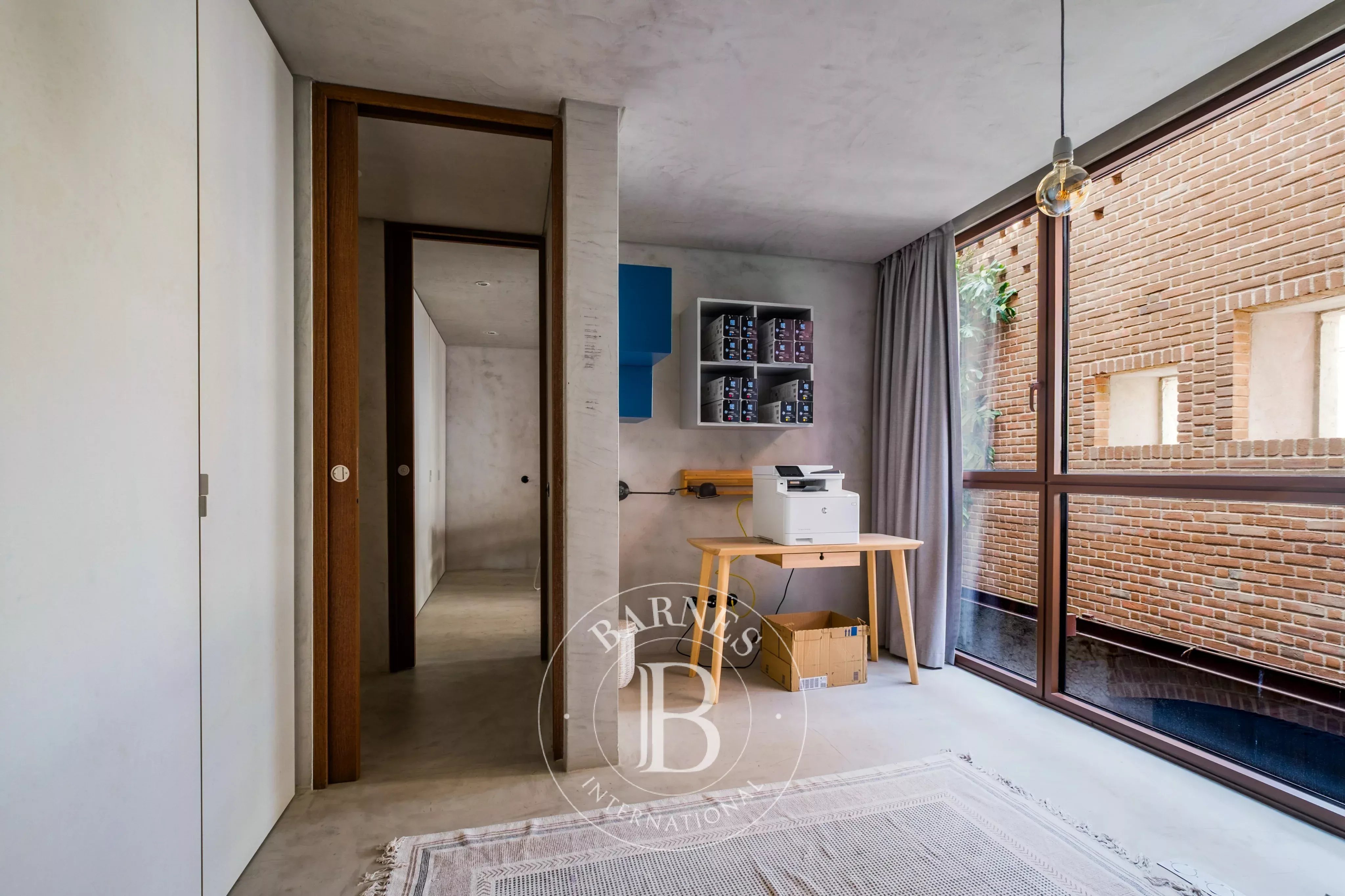 Maison contemporaine avec vue sur le fleuve