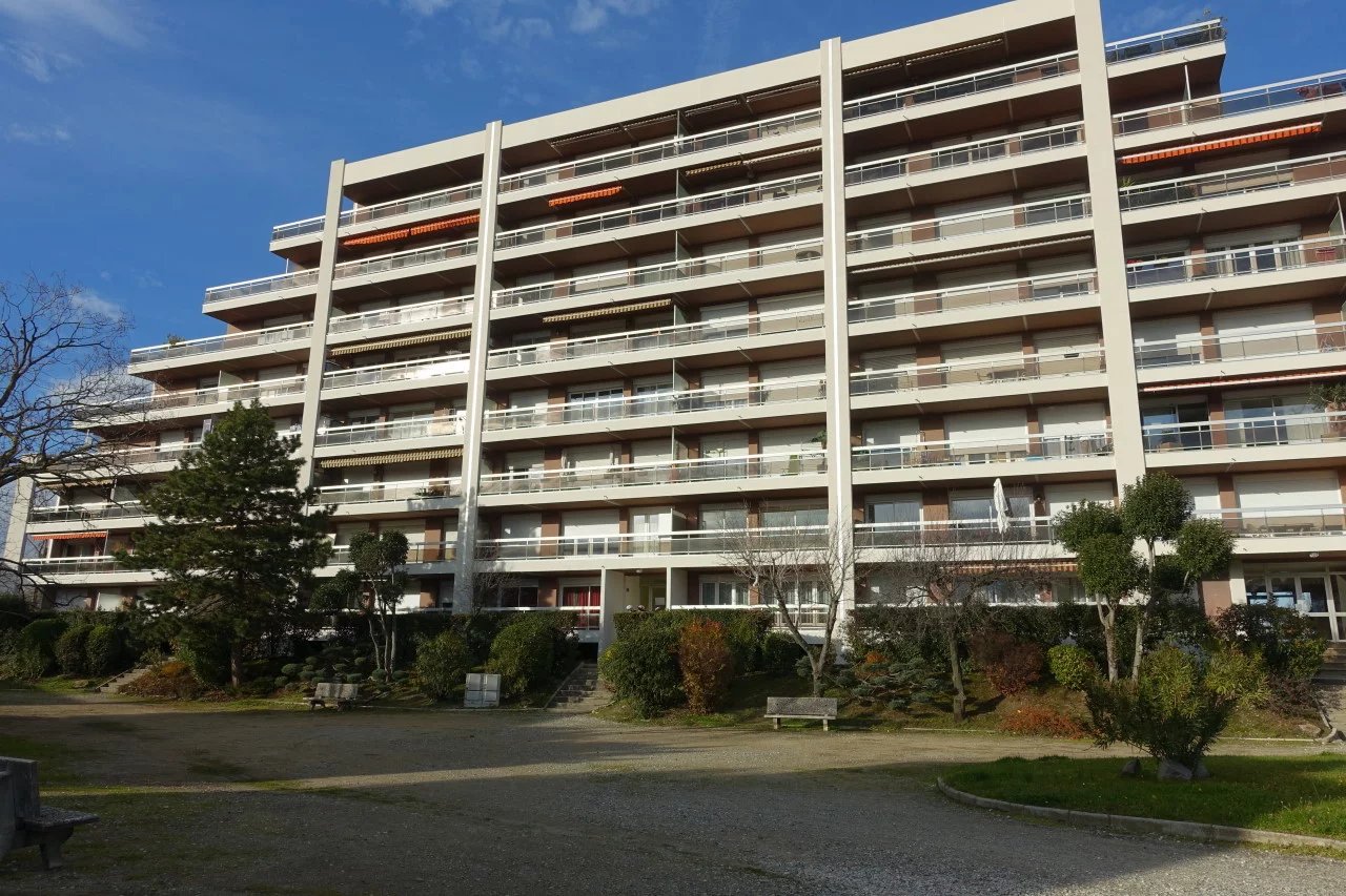 APPARTEMENT T4 DE 81,89 M² avec Terrasse et Parking — photo 9