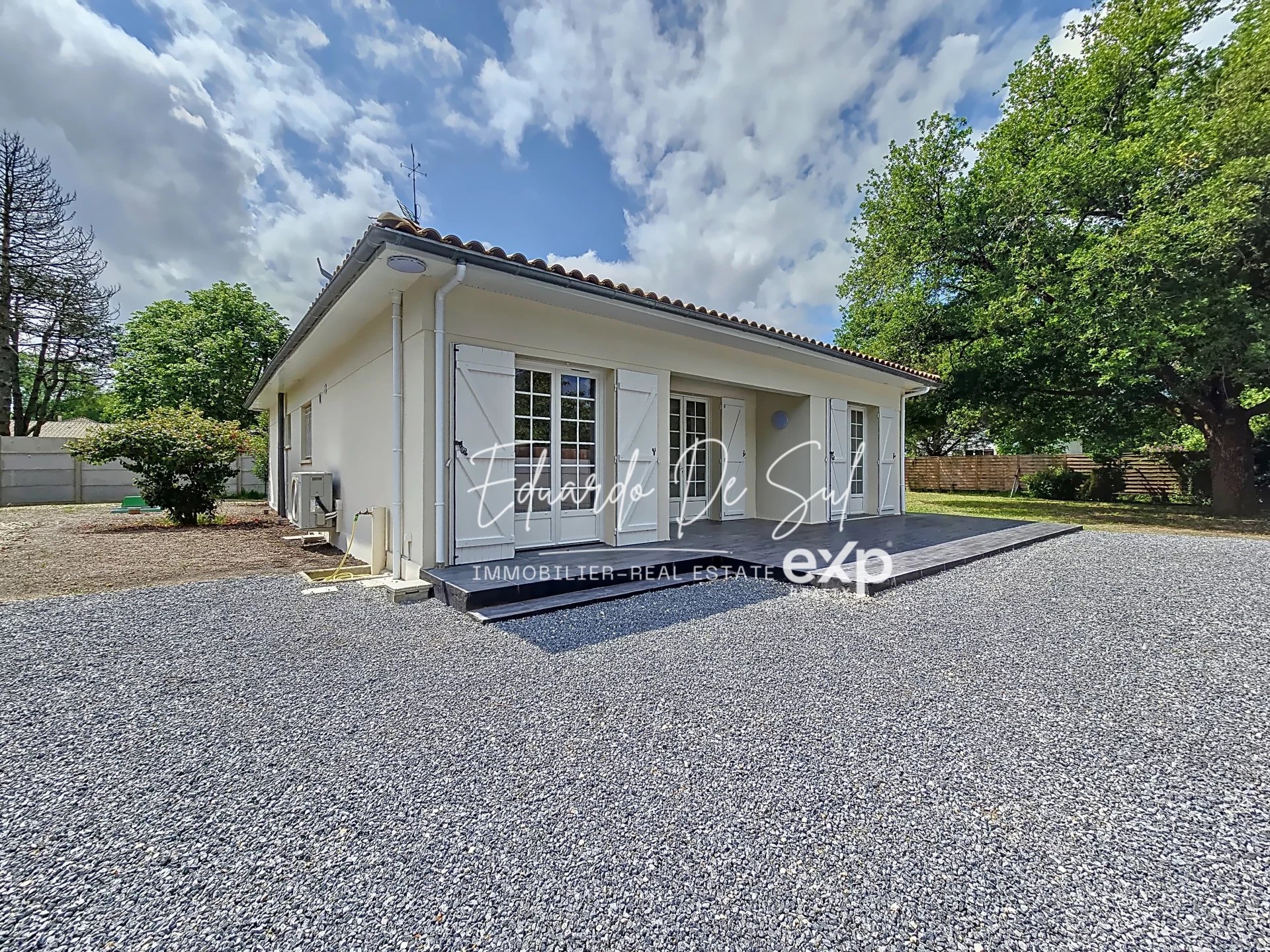 Maison plain-pied totalement rénovée de 108m², 3 chambres, au calme et classée B au DPE