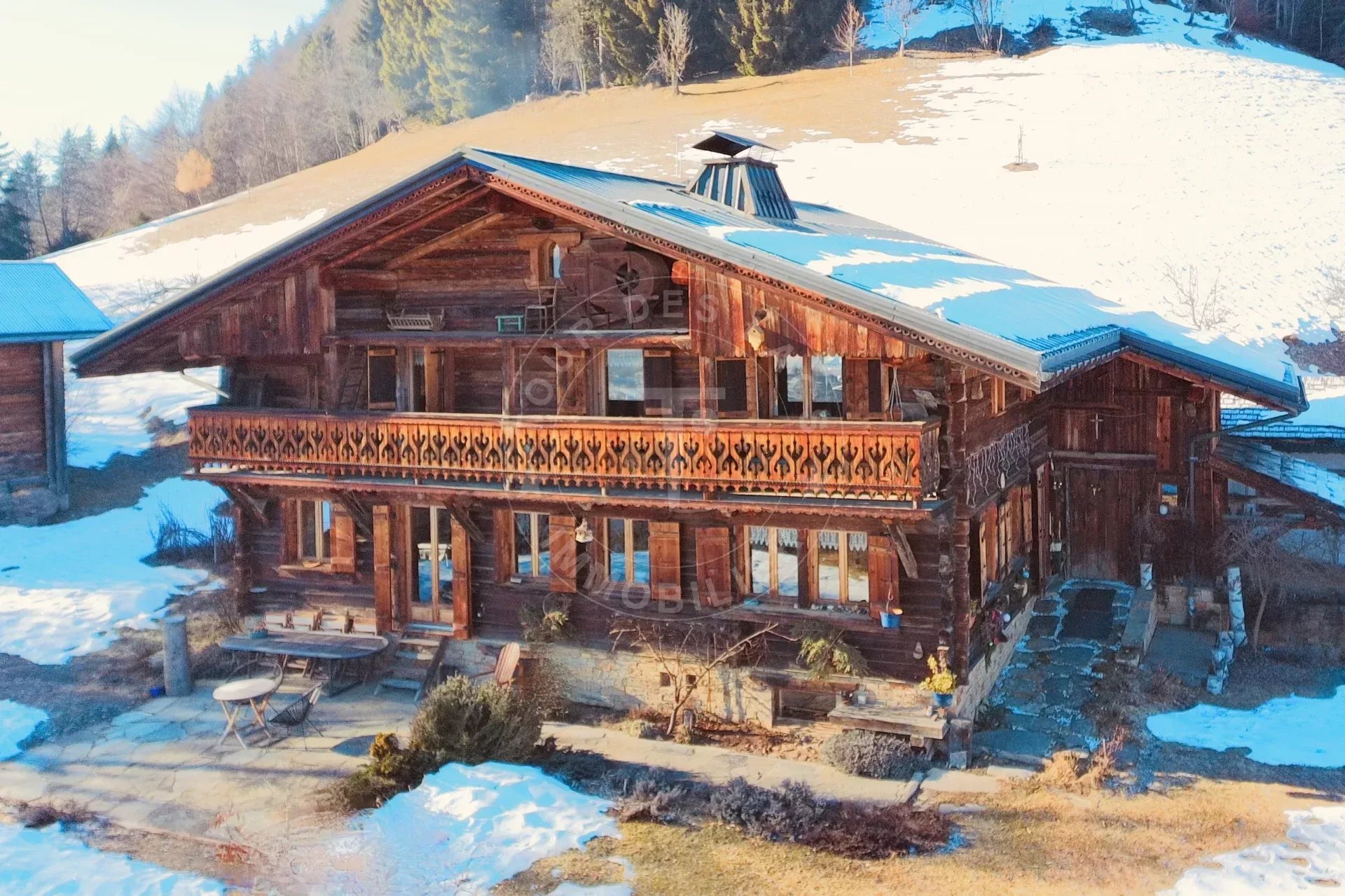 Agence immobilière de 