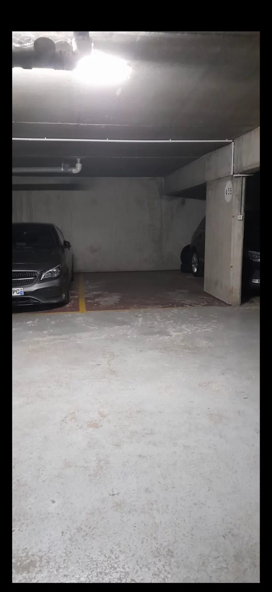 PLACE DE PARKING - RUE BELLIARD - 75018 Paris - Image Array