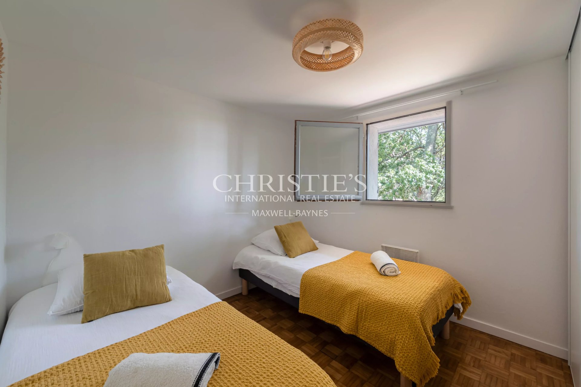 3 Bedroom Villa/Townhouse's Image 7