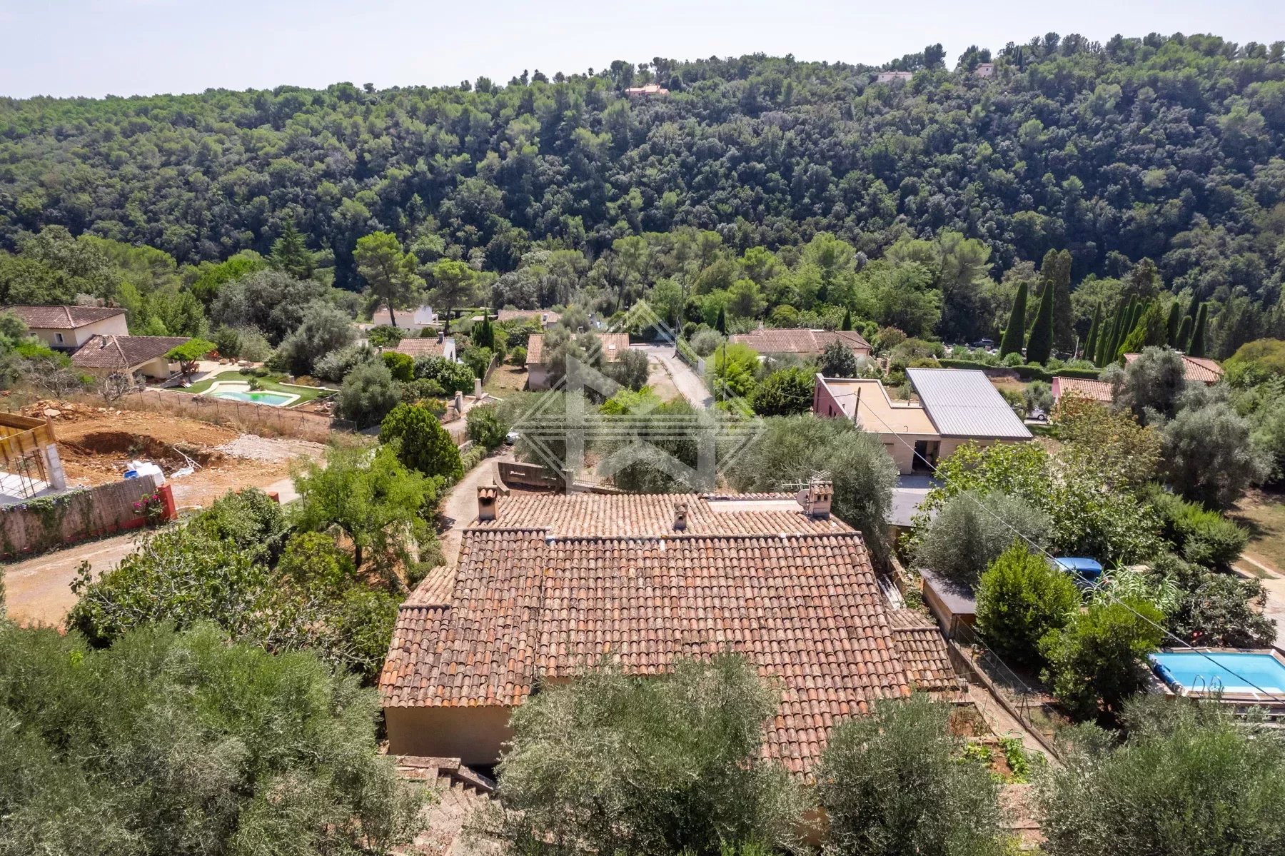 06560 VALBONNE VILLA