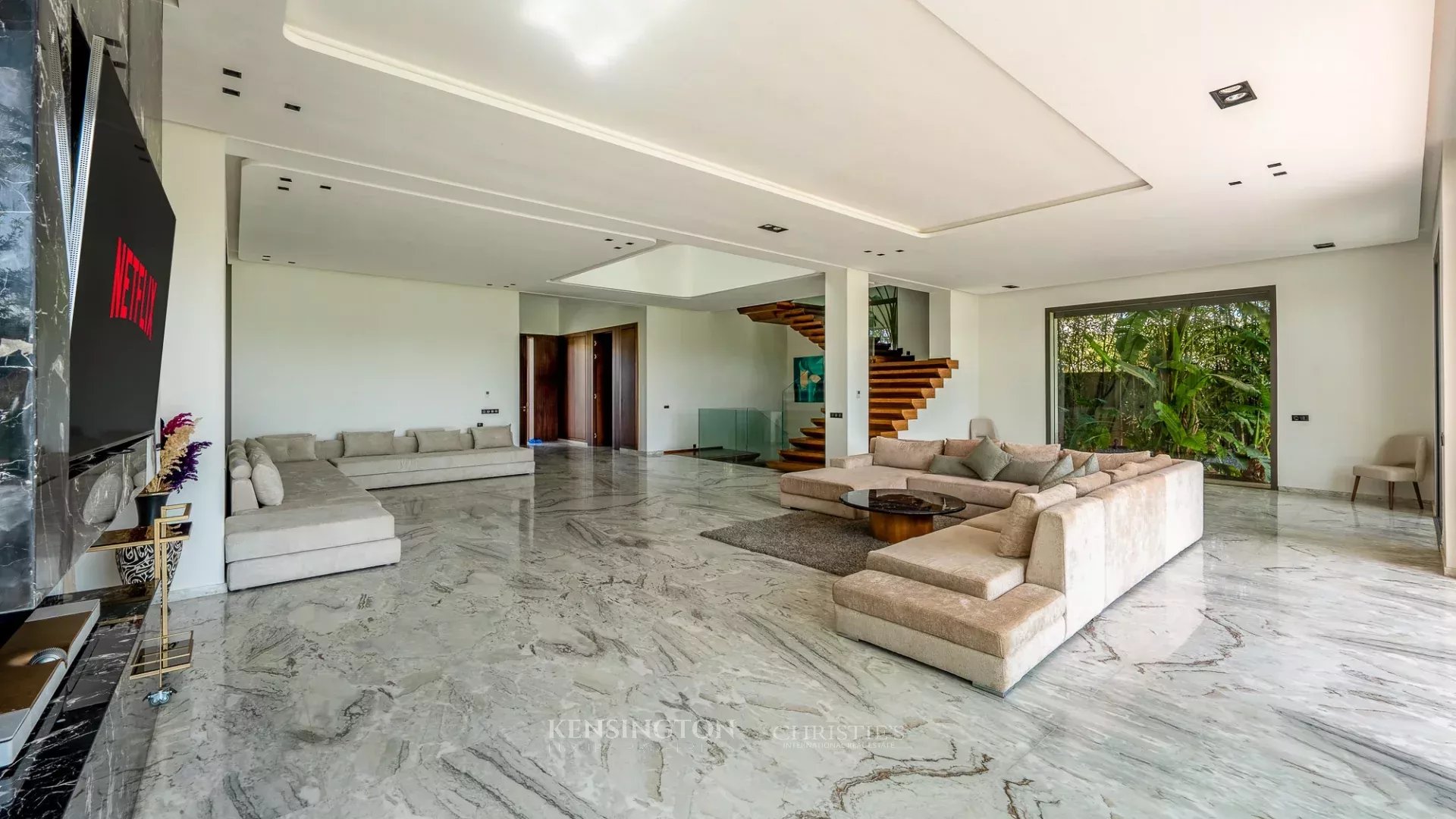 5 Bedroom Villa/Townhouse's Image 12