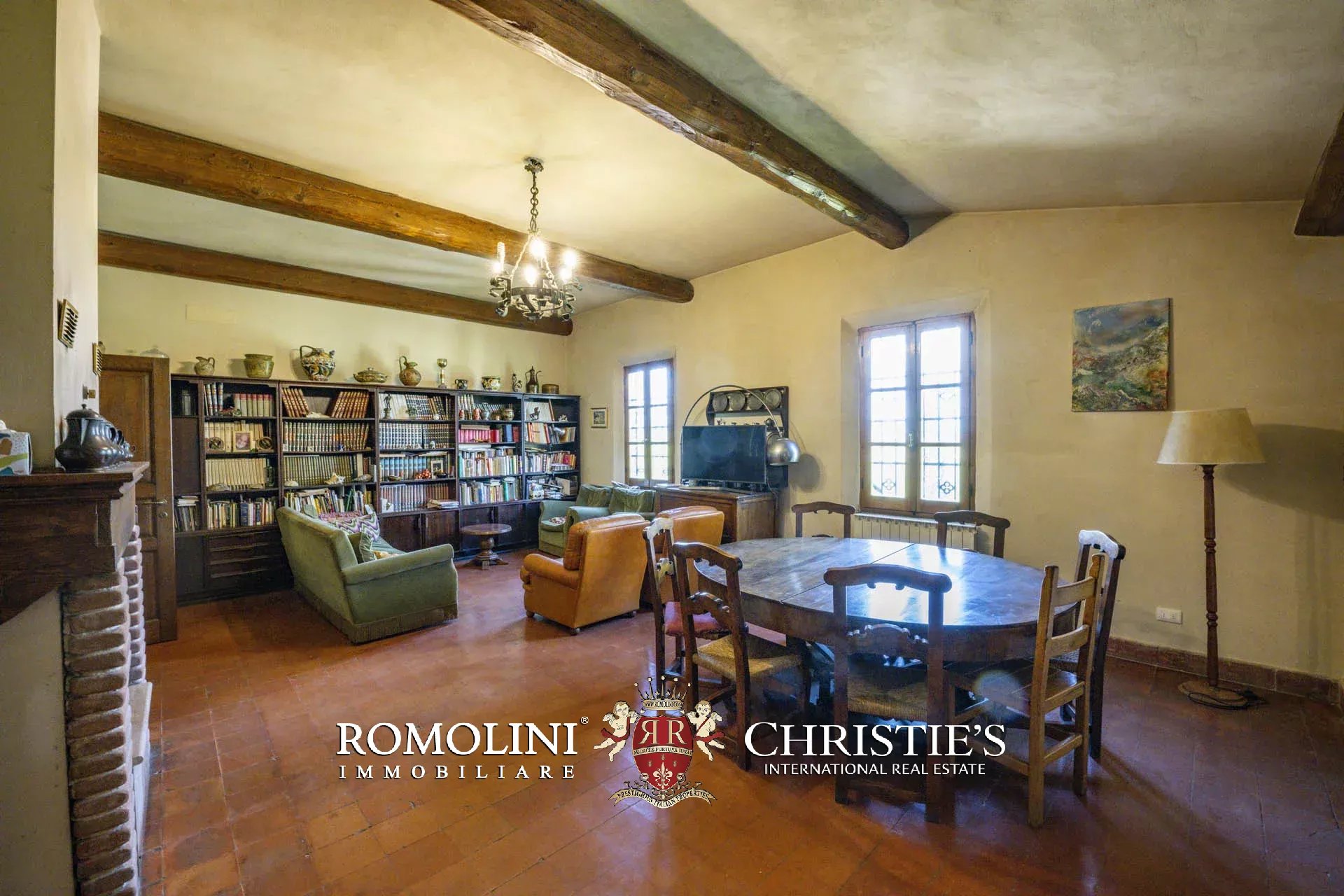 34 Bedroom Vineyard's Image 83