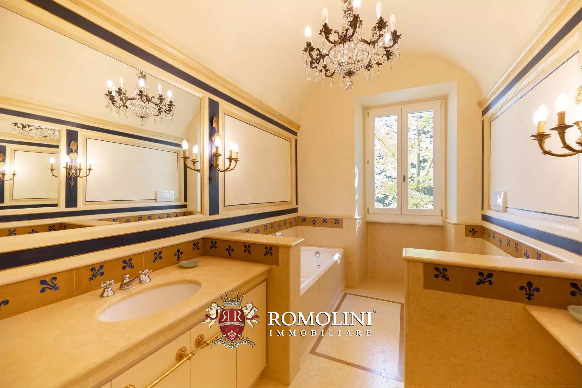 12 Bedroom Villa/Townhouse's Image 76