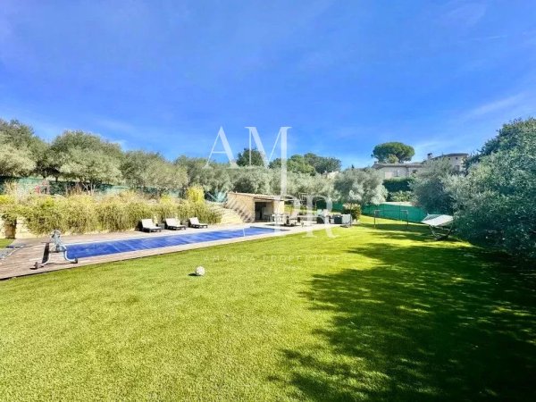 Mougins - Magnificent Villa with Possible Extension — photo 3