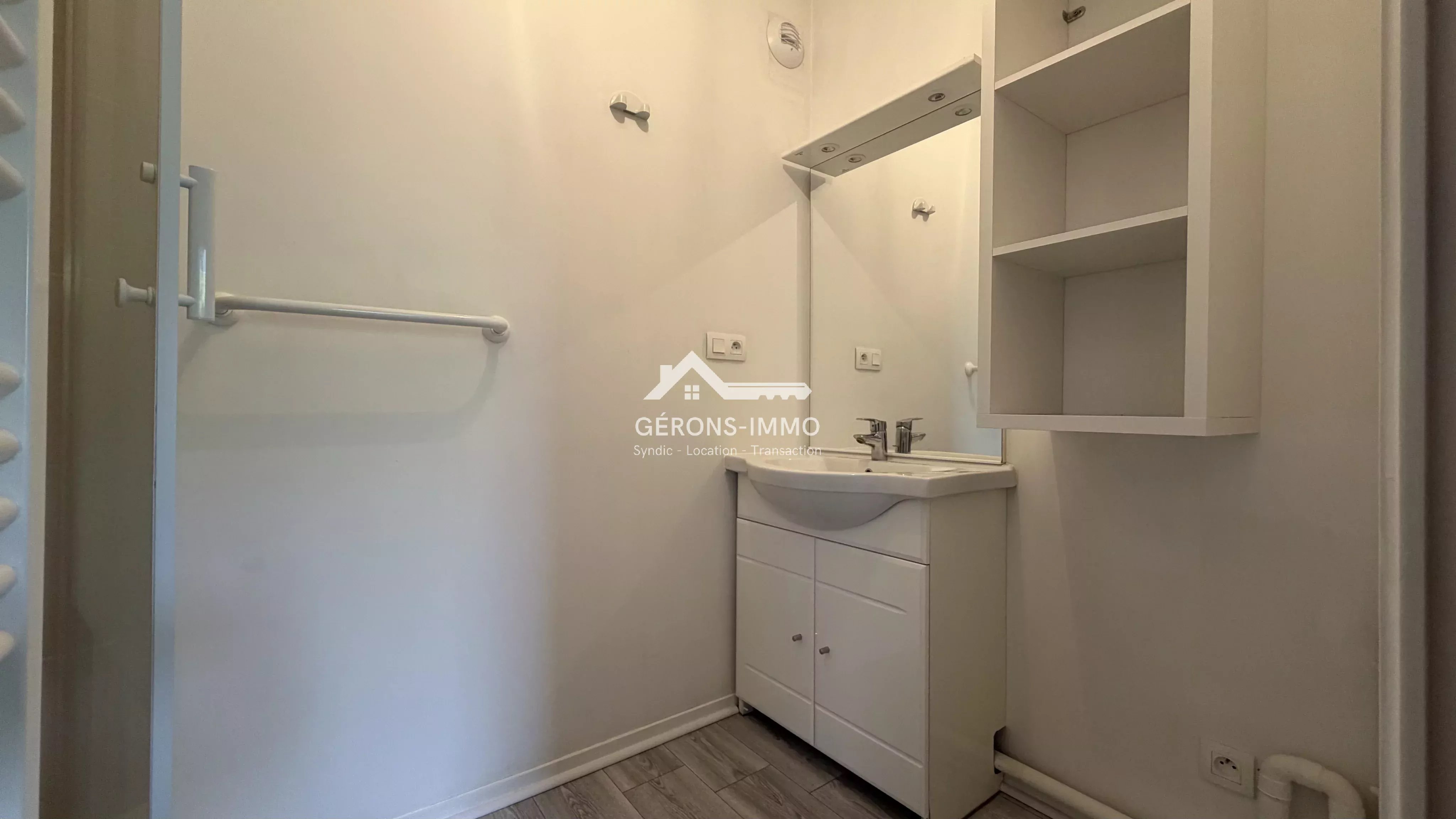 Location: Appartement T2 – Sainte-Luce-sur-Loire - Photo 6