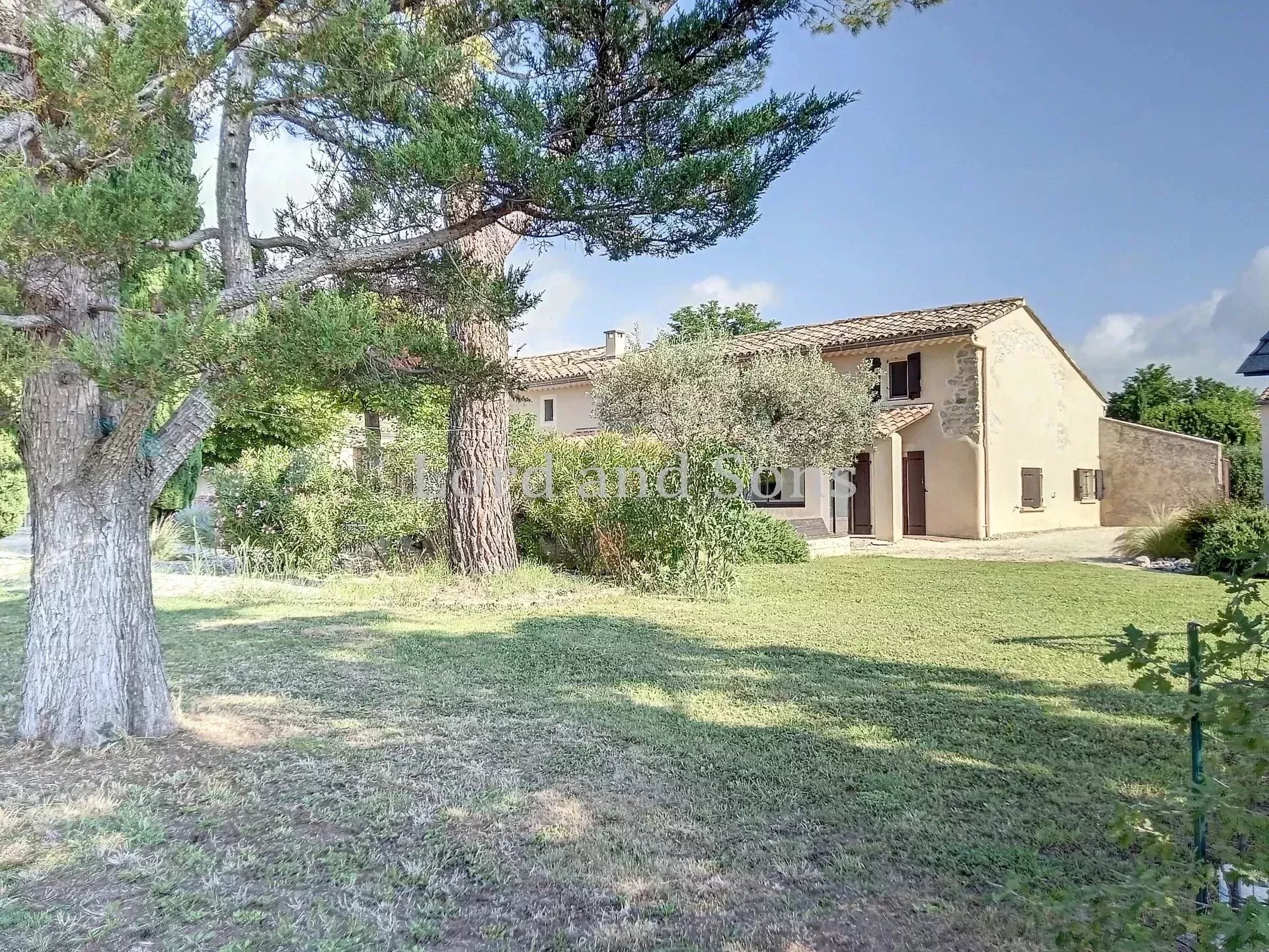 Propriété à Vaison-la-Romaine : Mas Vigneron Restauré avec V