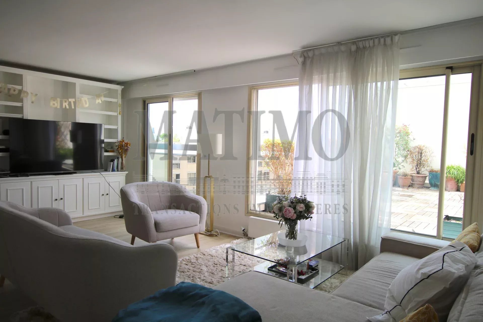 3P rue Fondary 75015 Terrasses et box.