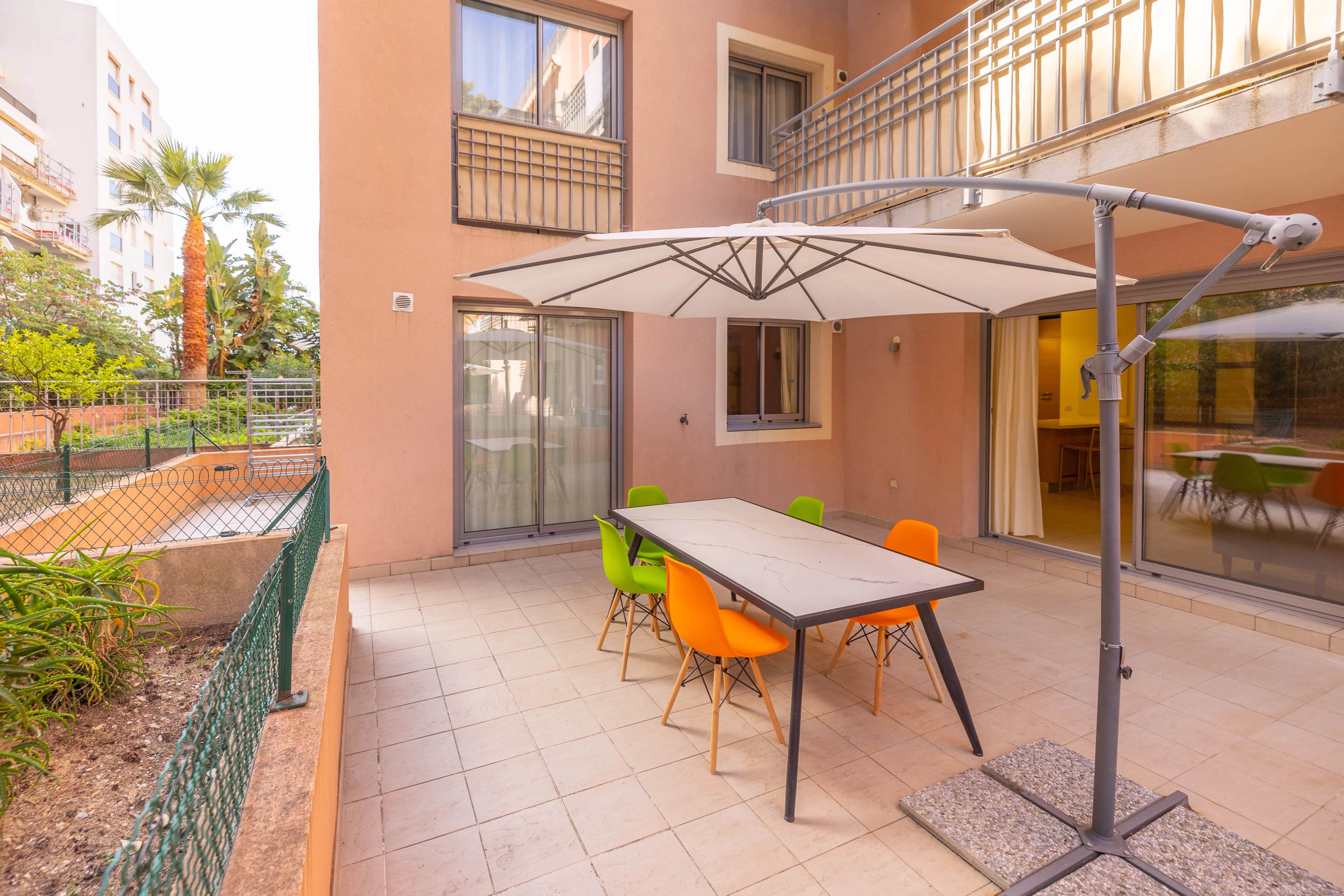 Appartamento con 3 locali e grande terrazza a Menton