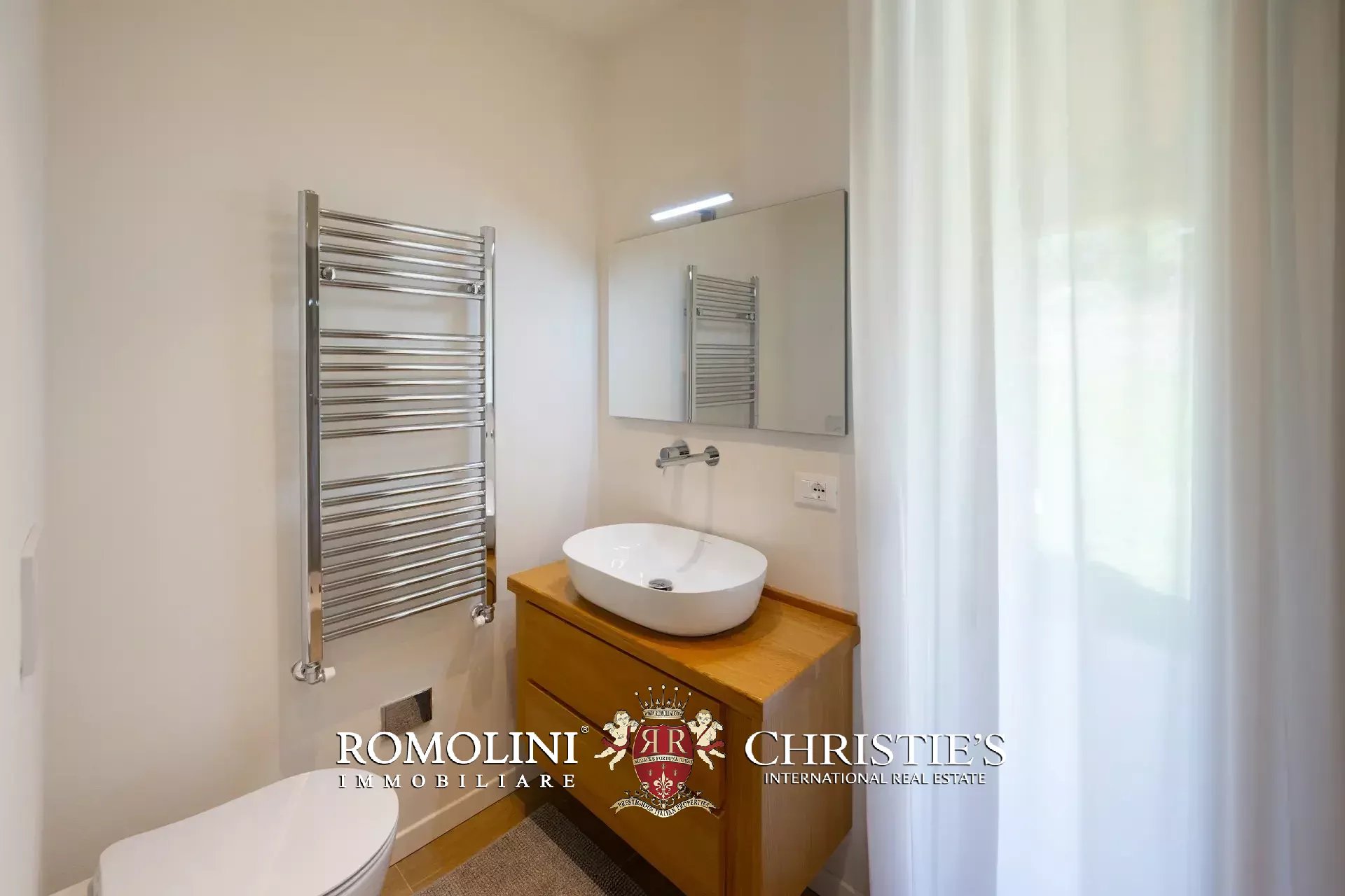 3 Bedroom Villa/Townhouse's Image 40