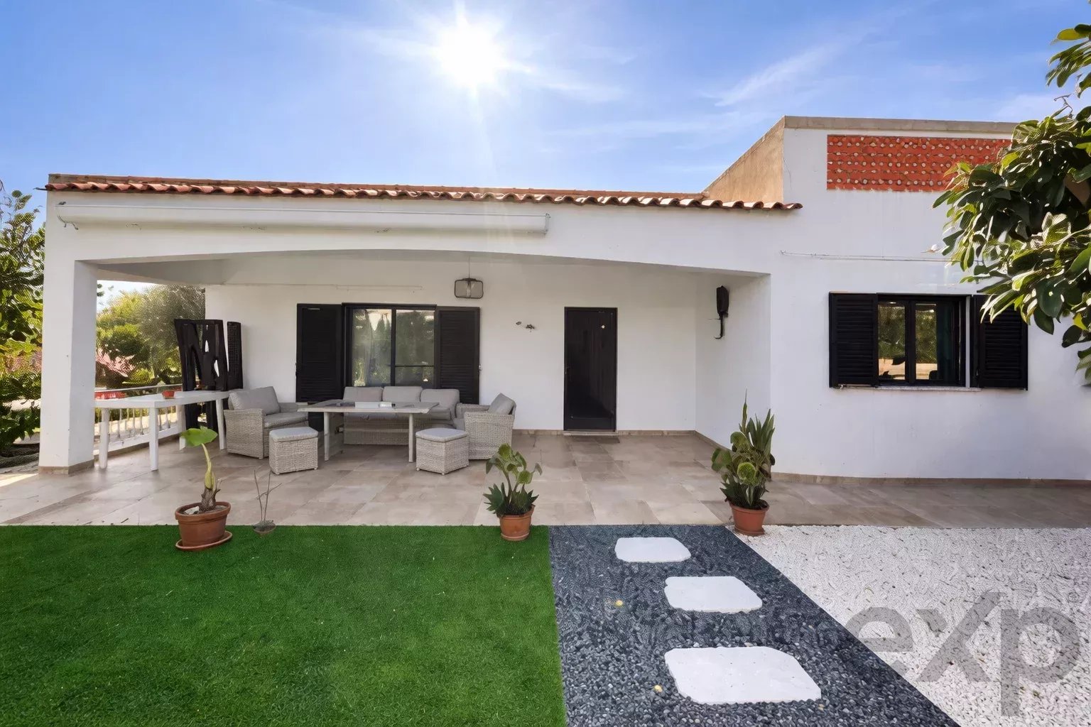 3-Bedroom Villa with Sea View 86869287 image 2